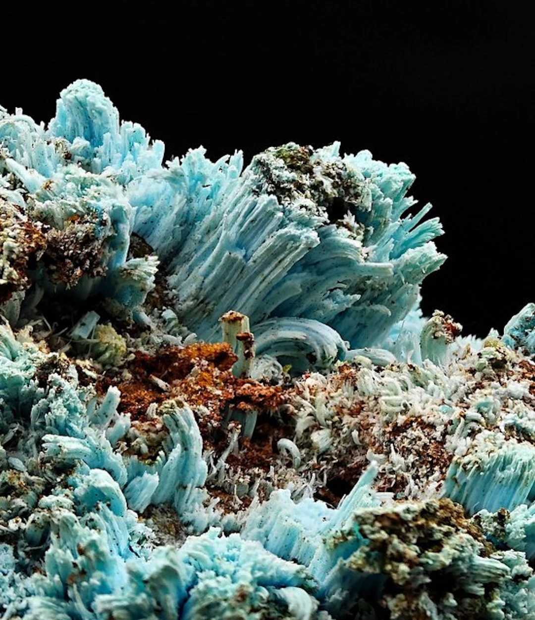Aesthetic Blue Calcantite Natural