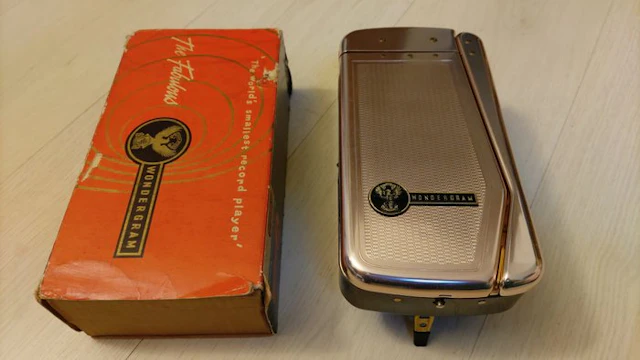 Wondergram - Wondergram portable record player Record player