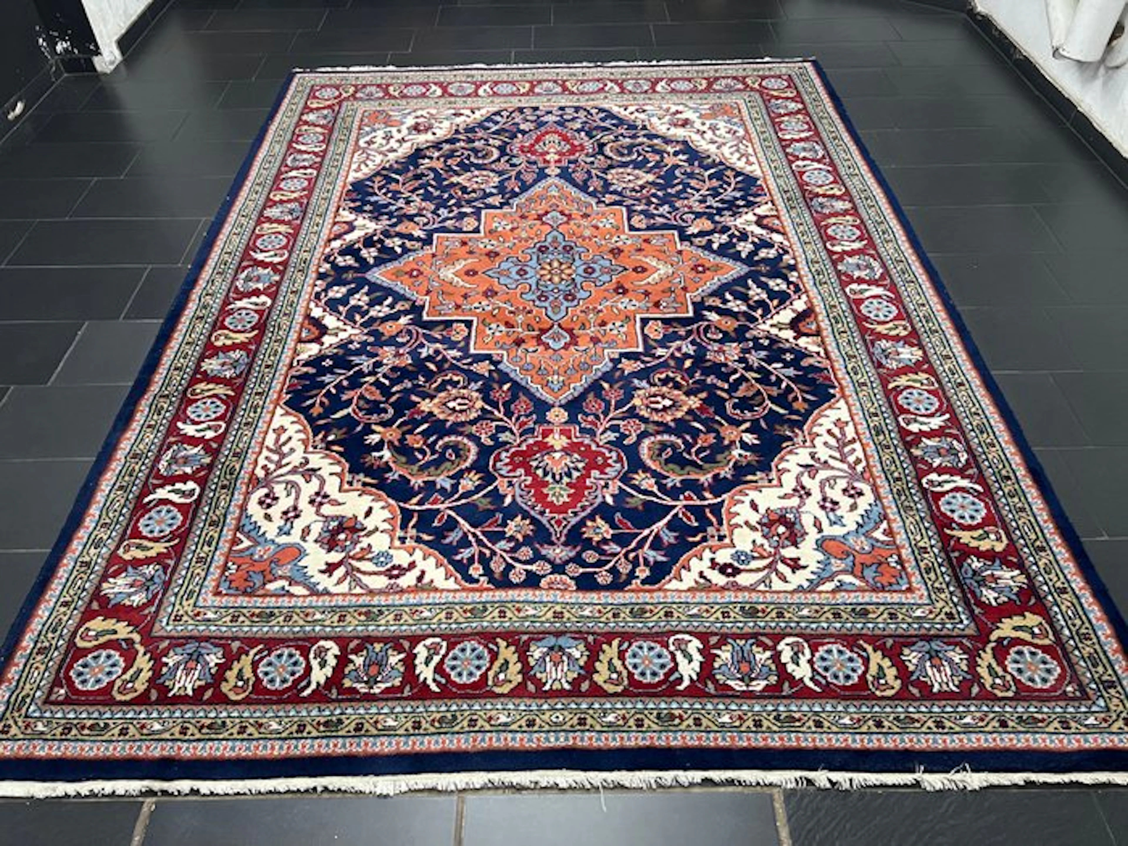 Sarouck - Carpet - 340 cm - 255 cm