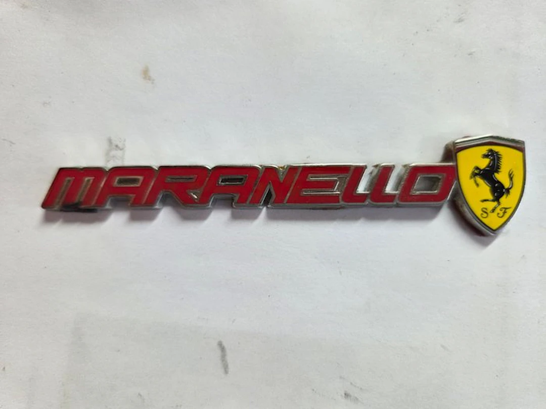 Emblem - Ferrari - FERRARI scritta fregio Maranello