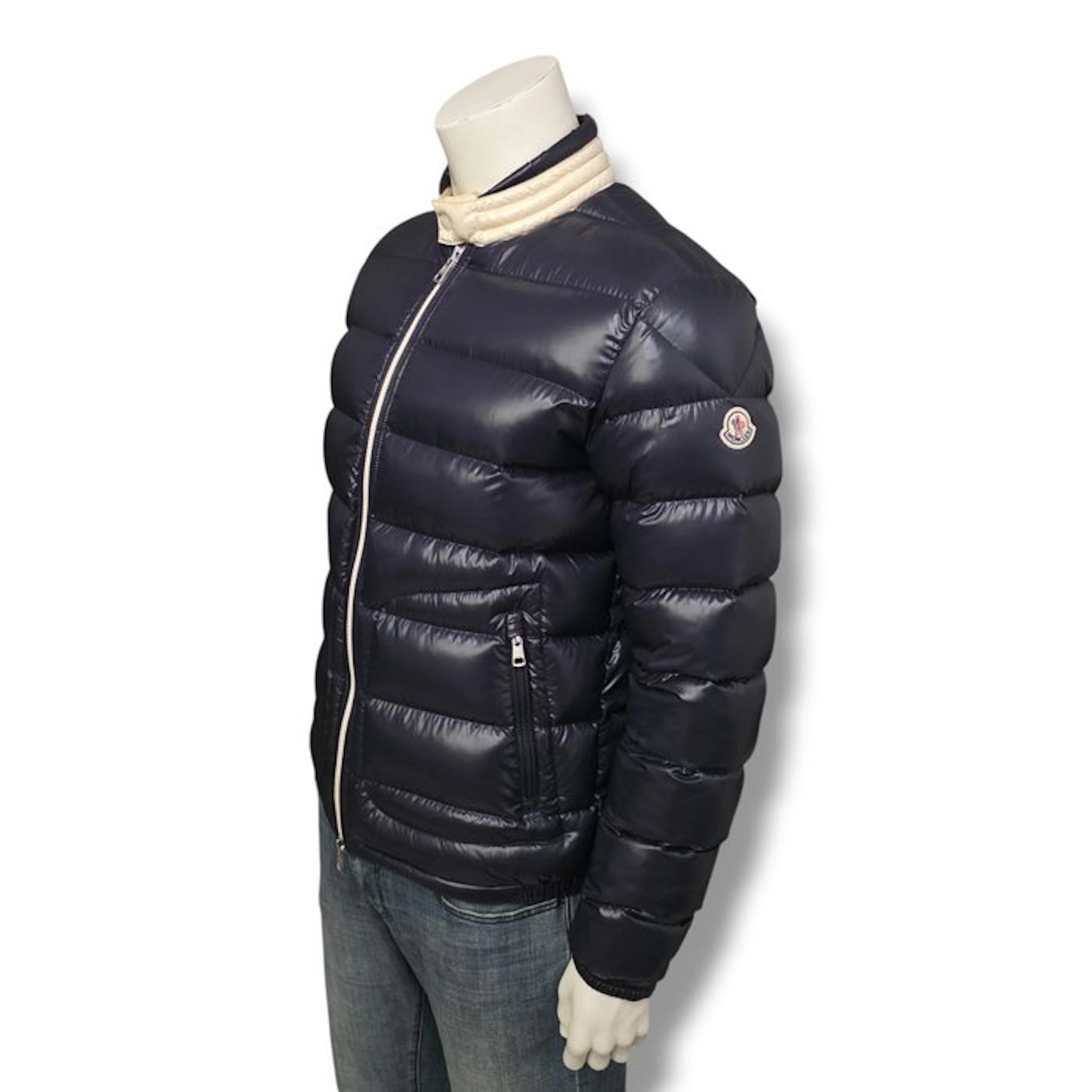 Moncler - Down jacket