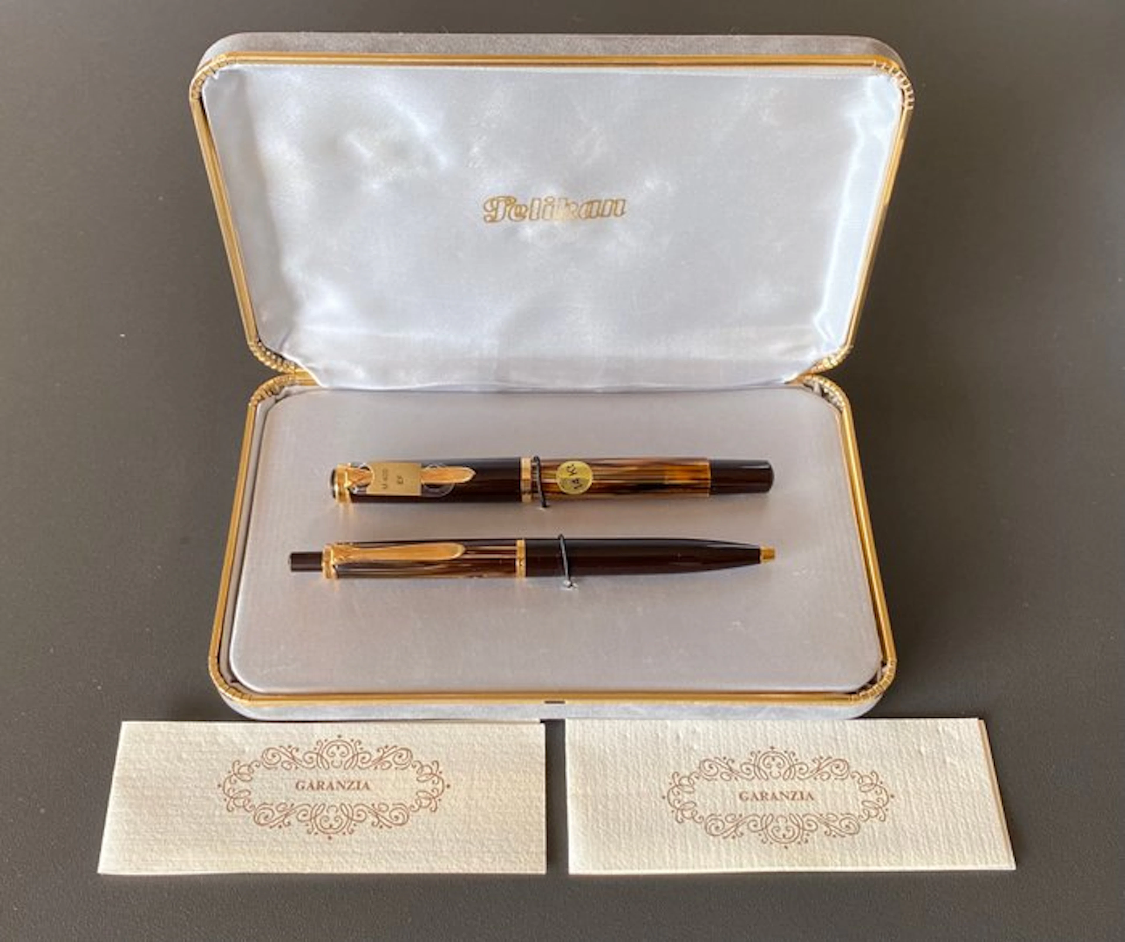 Pelikan - M400 - Fountain pen