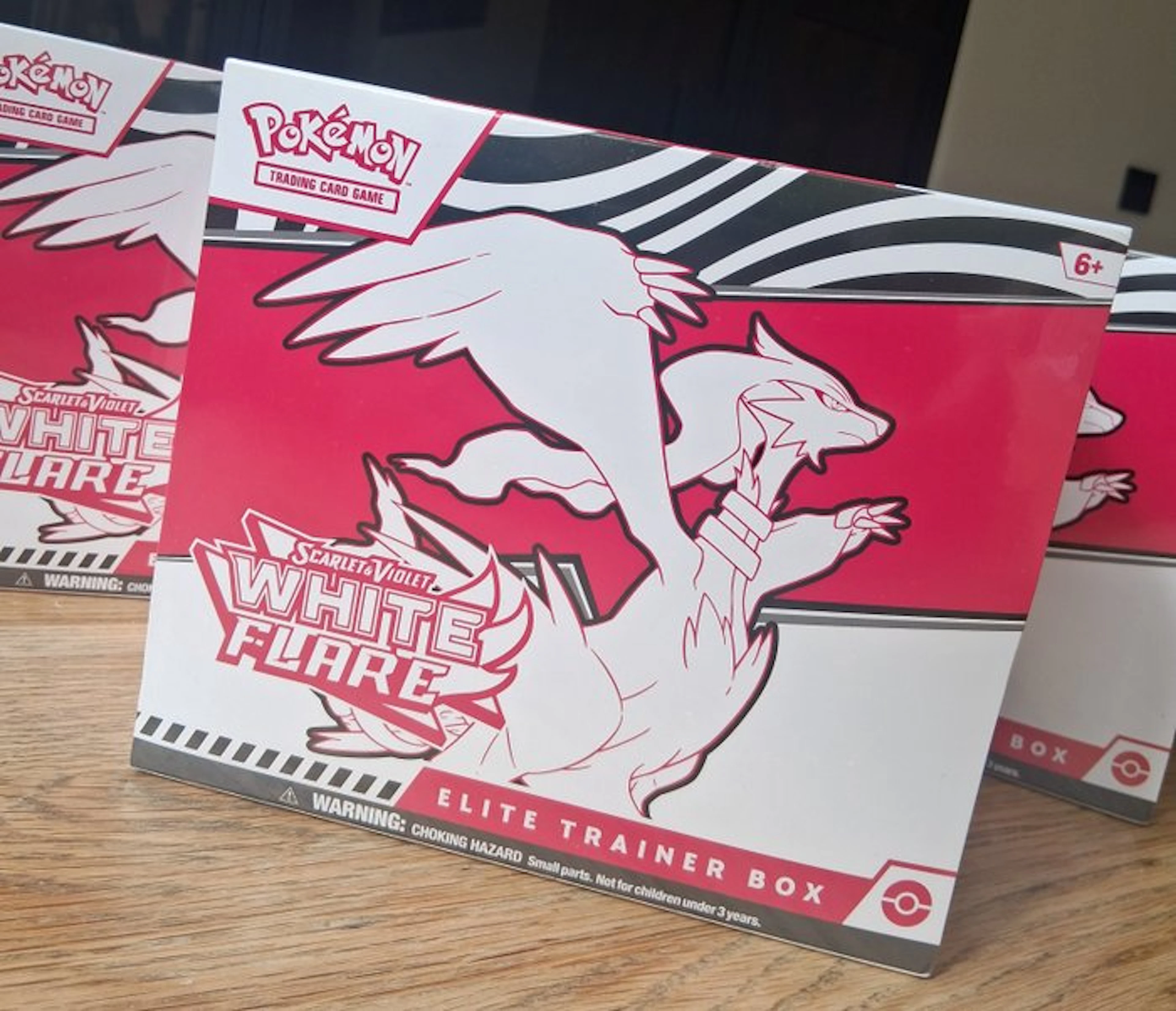 Pokémon - 1 Elite trainer box - Scarlet & Violet - White...