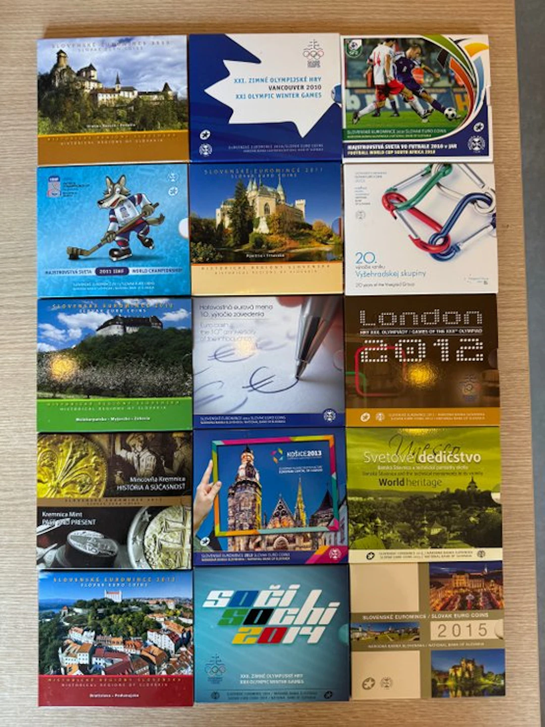 Slovakia. Year Set (BU) 2009/2015 (15 sets)