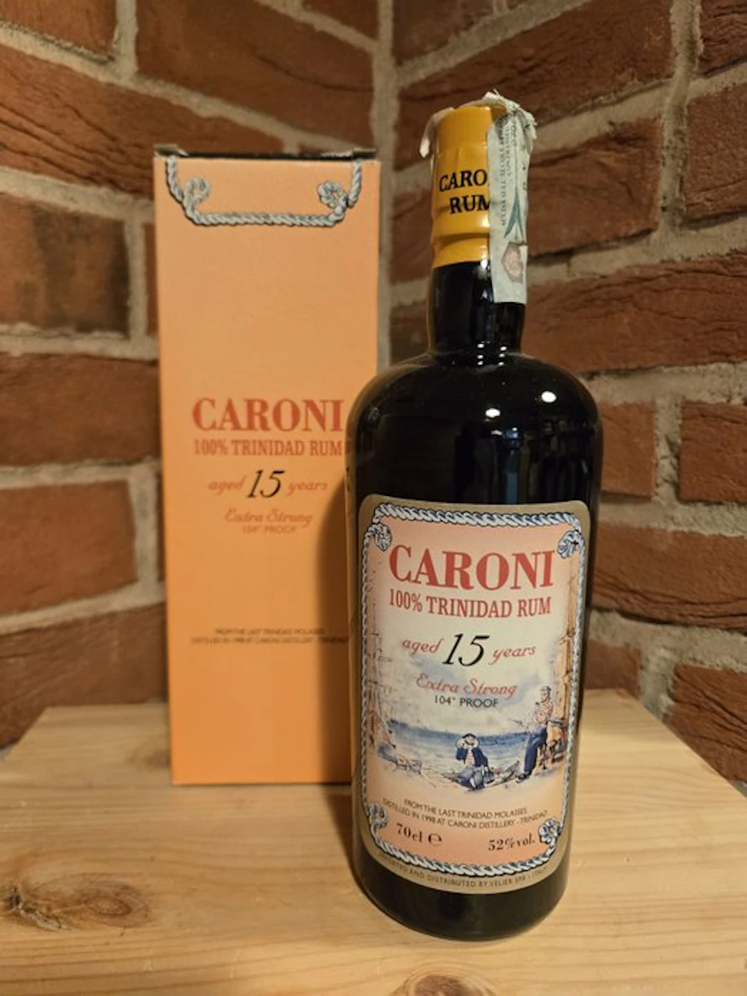 Caroni 1998 15 years old Velier - Extra Strong 104° Proof - b. 2013 - 70cl