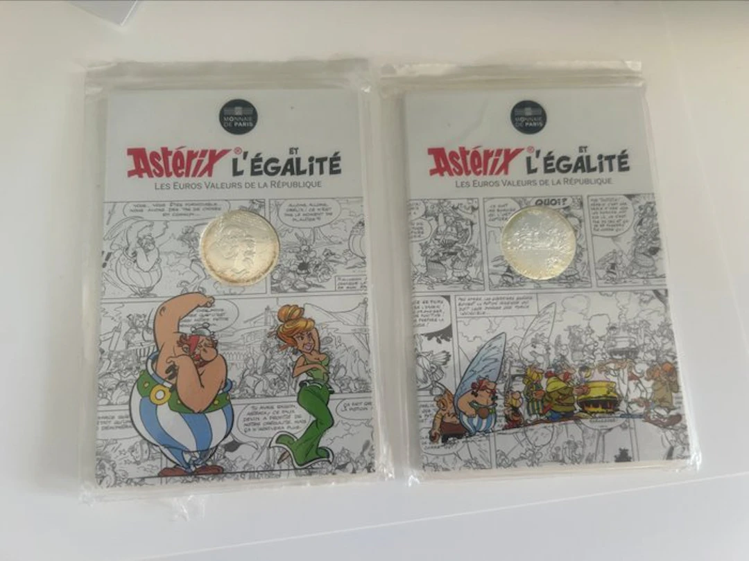 France. 10 Euro 2 x 2015 "Asterix et l'Égalité" (No reserve price)