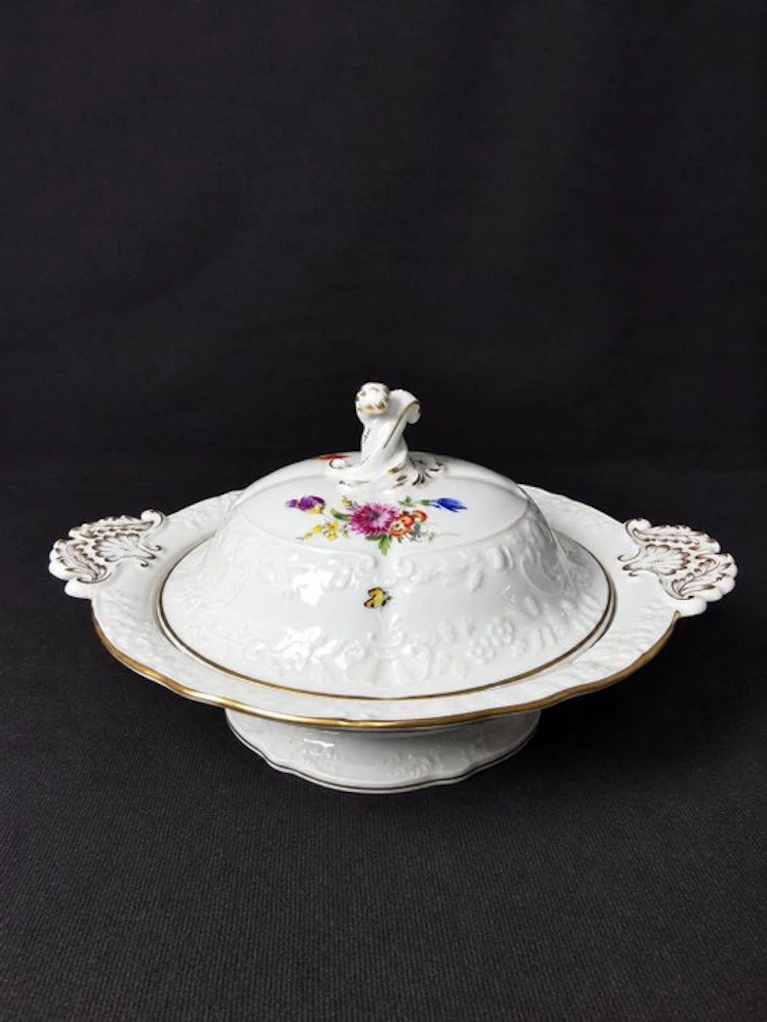 MEISSEN Zuppiera coperta fiori, insetti e filetti d'oro - Tureen - Porcelain