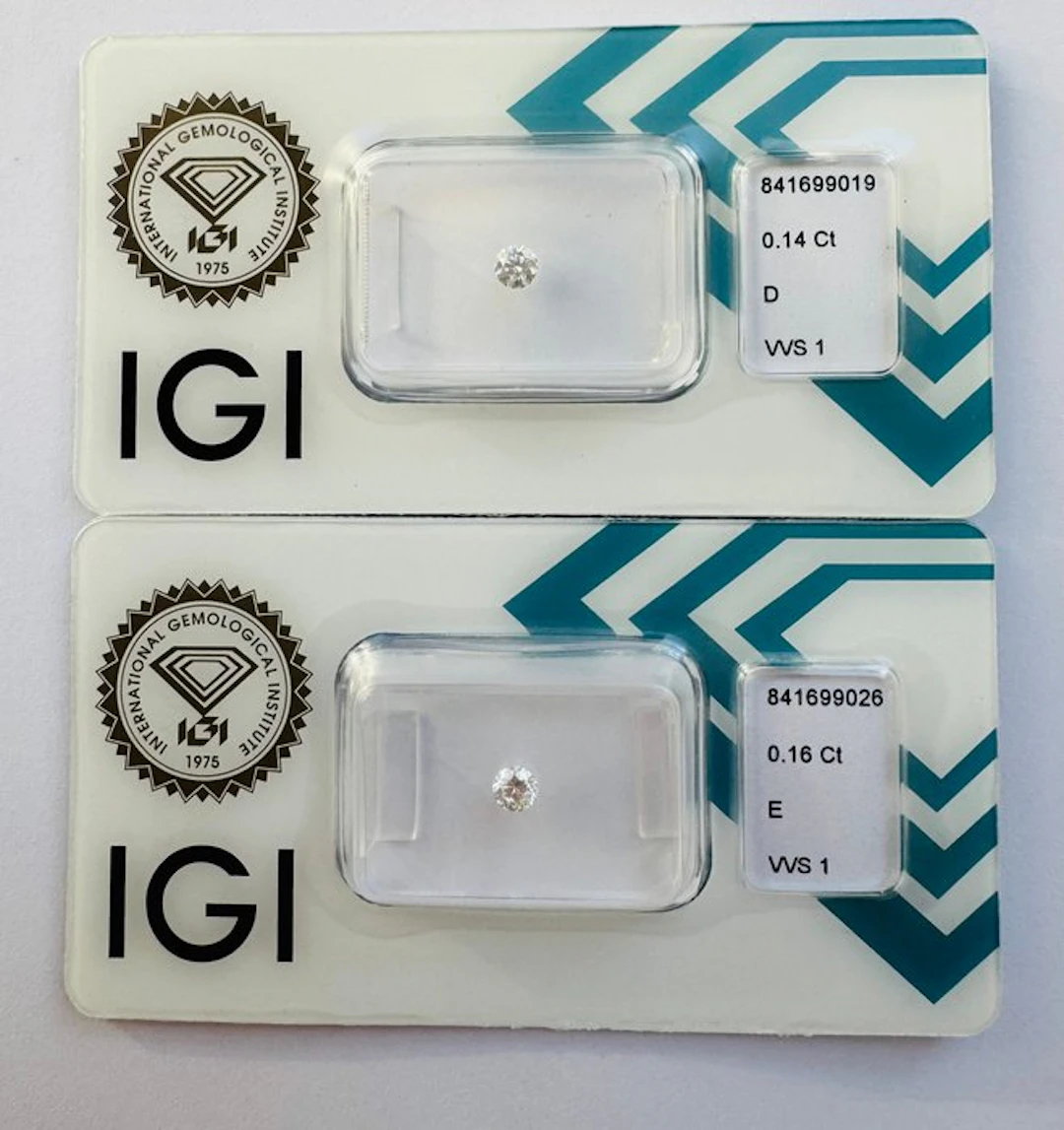 No reserve price - 2 pcs Diamond (Natural) - 0.30 ct - Round - E