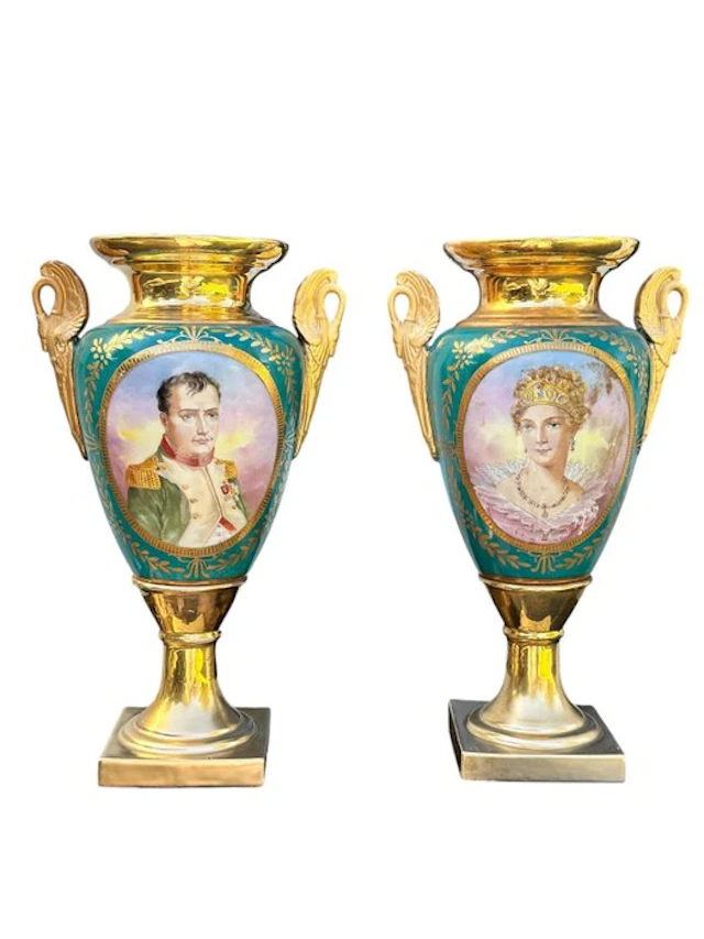 Vase (2) - Porcelain - decorative vases
