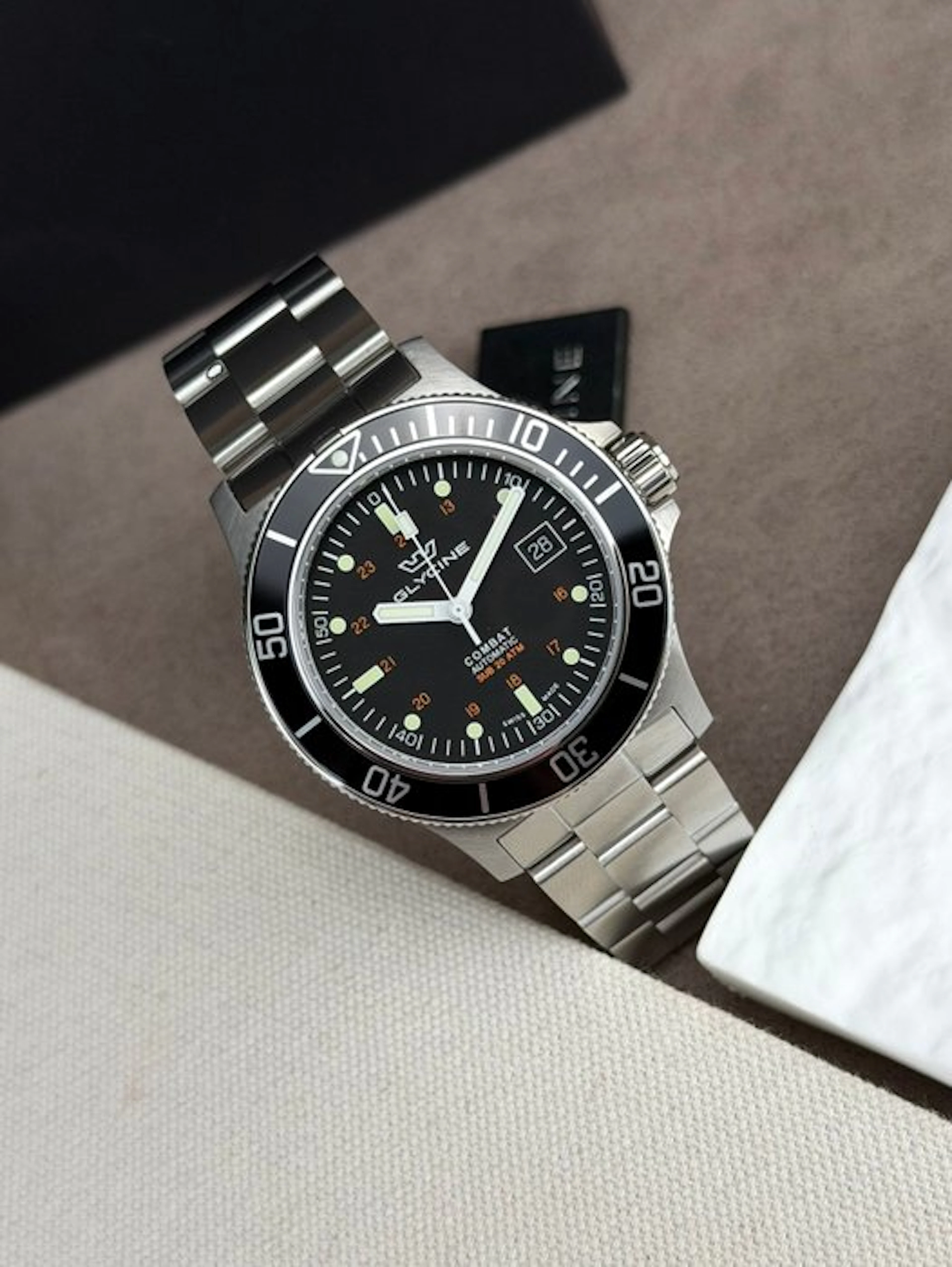 Glycine - Combat Sub Automatic Date Black/Orange - GL0185 - Men -