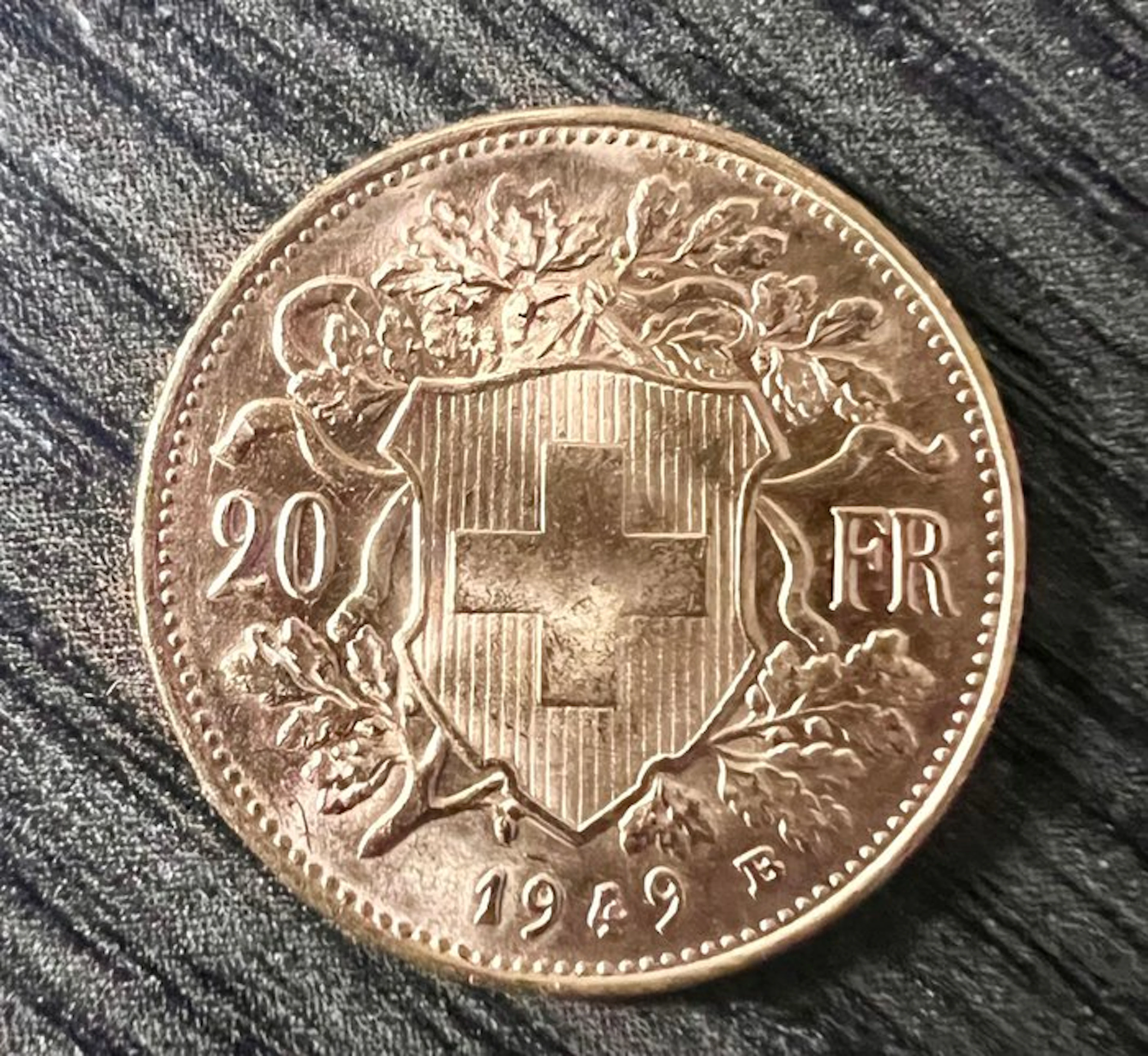 Switzerland. 20 Francs 1869