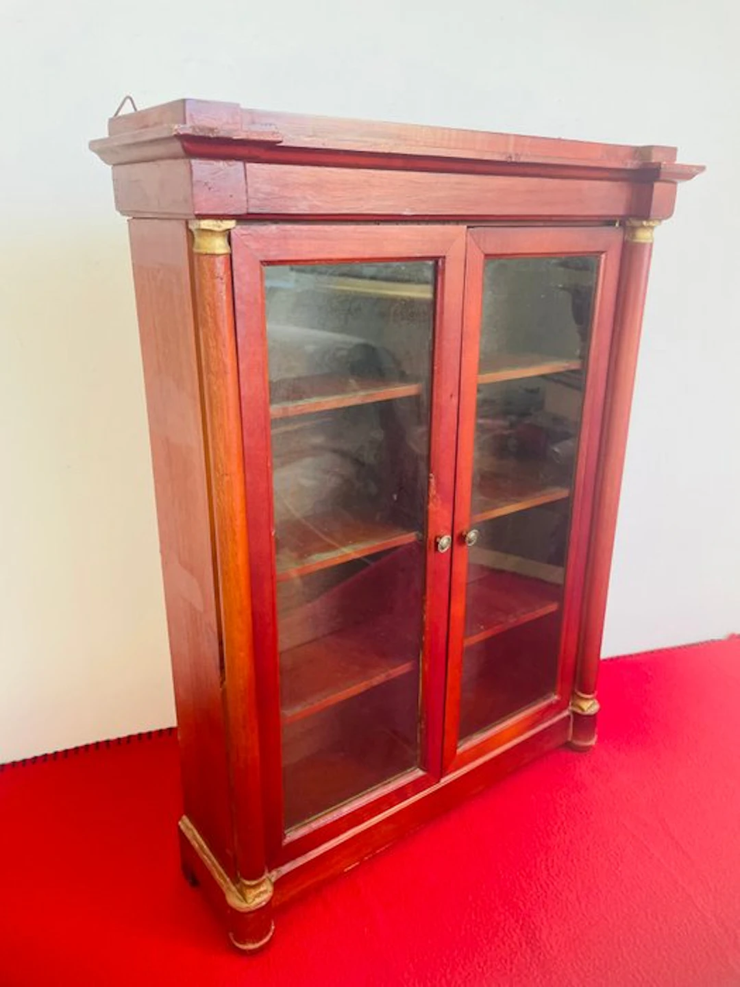 Decorative ornament - Prized Mini Display Cabinet / Mini...
