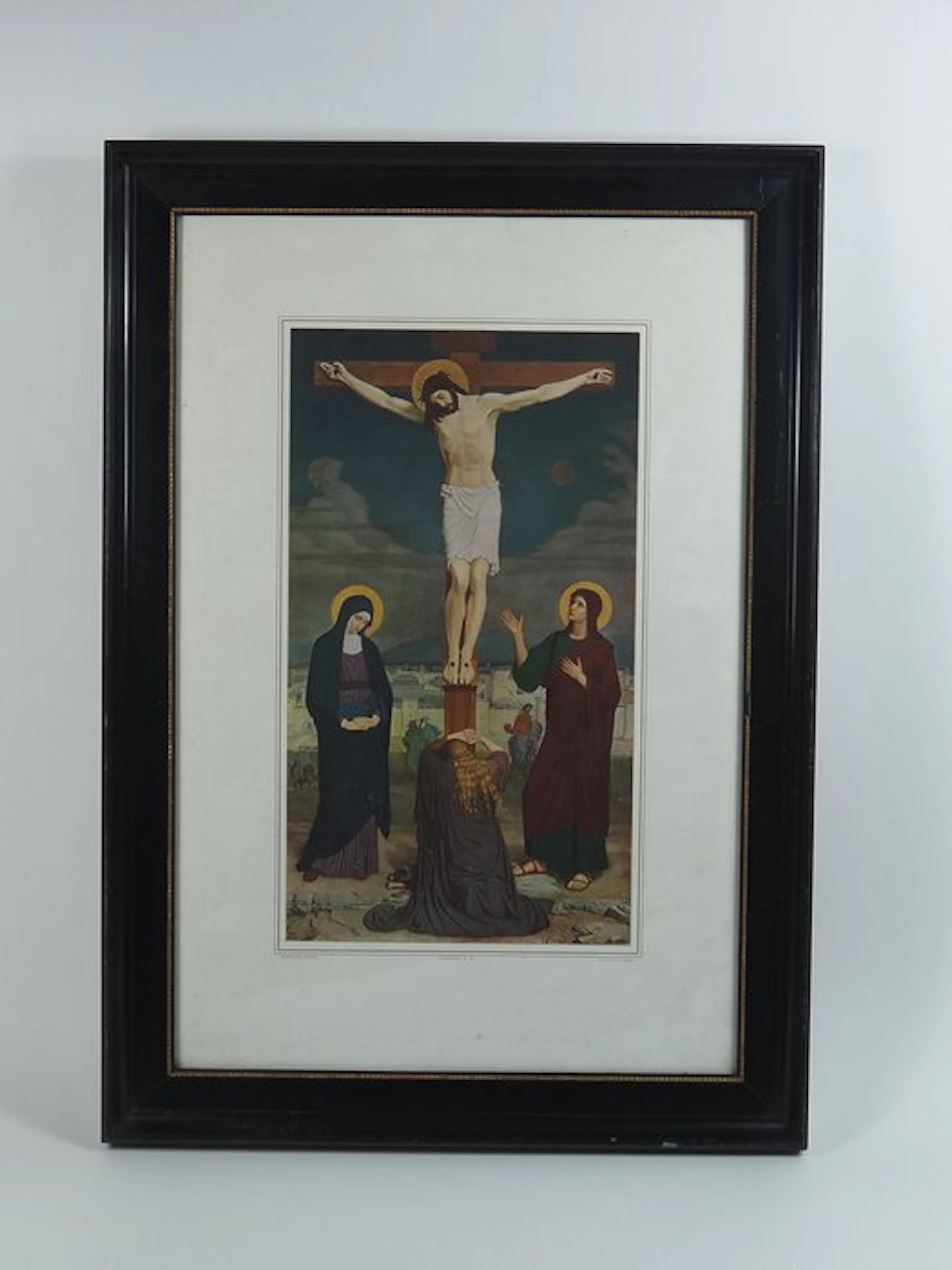 Lamentation. Mother Mary and Saint John below the crusxified Jesus.