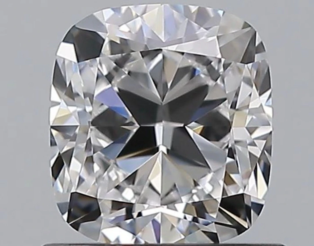 1 pcs Diamond (Natural) - 0.90 ct - Cushion - E - VS1...