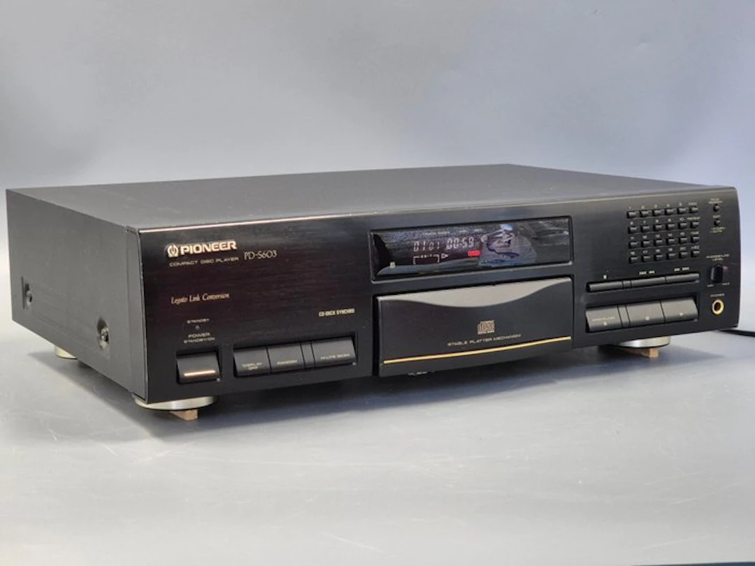 Pioneer - PD-S603 feat. Stable Platter Transport Mechanism CD player