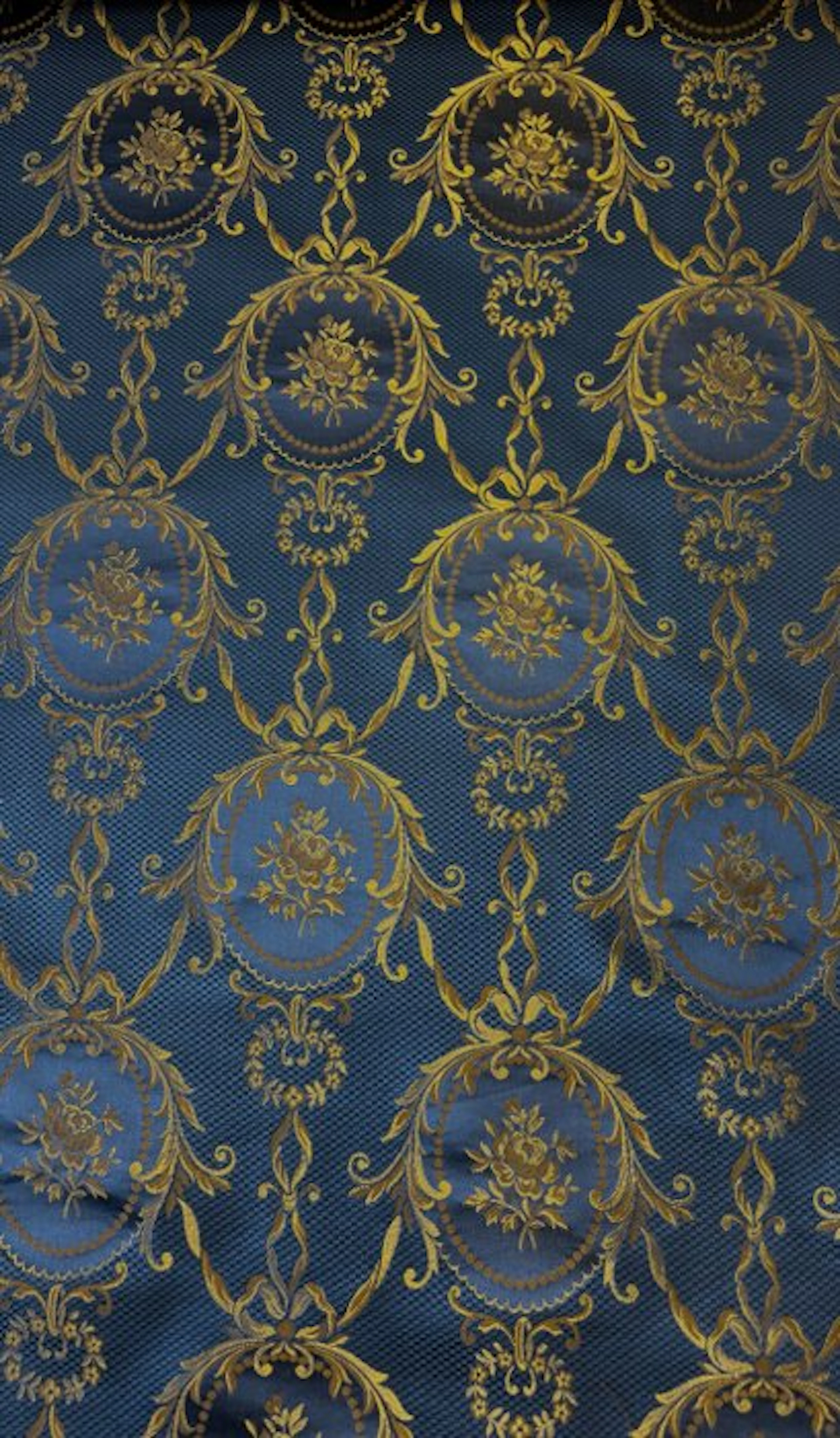 1776★Fine silk-blend jacquard fabric with Venetian damask...