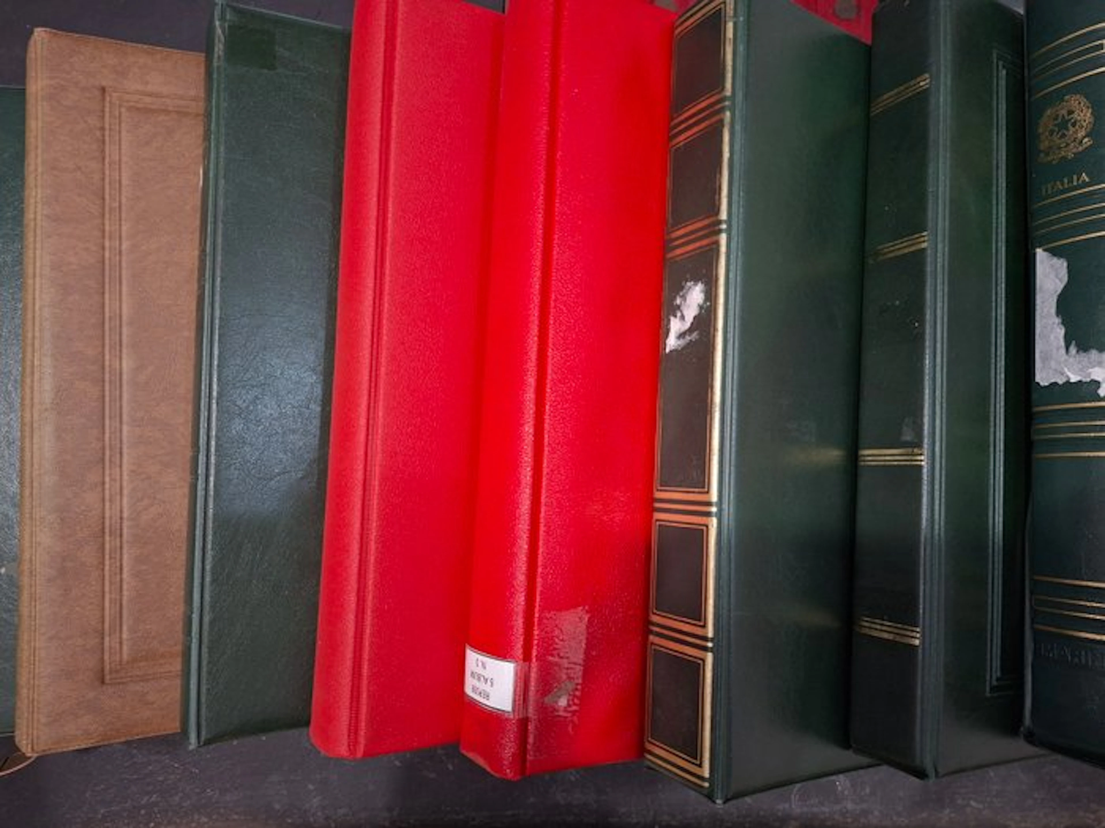 Italy - 10 used albums for stamp sheets