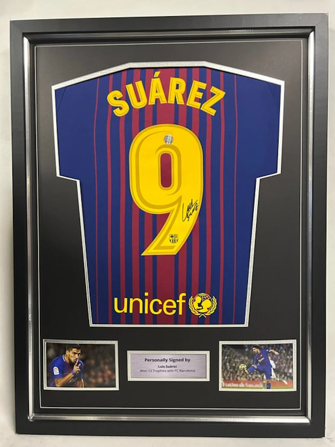 FC Barcelona - Spanish Football League - Luis Suarez - 2017 - Football jersey