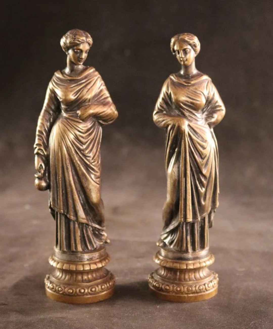 Paar antieke beelden - Sculpture, Klassieke oudheid figuren - 14 cm - Bronze