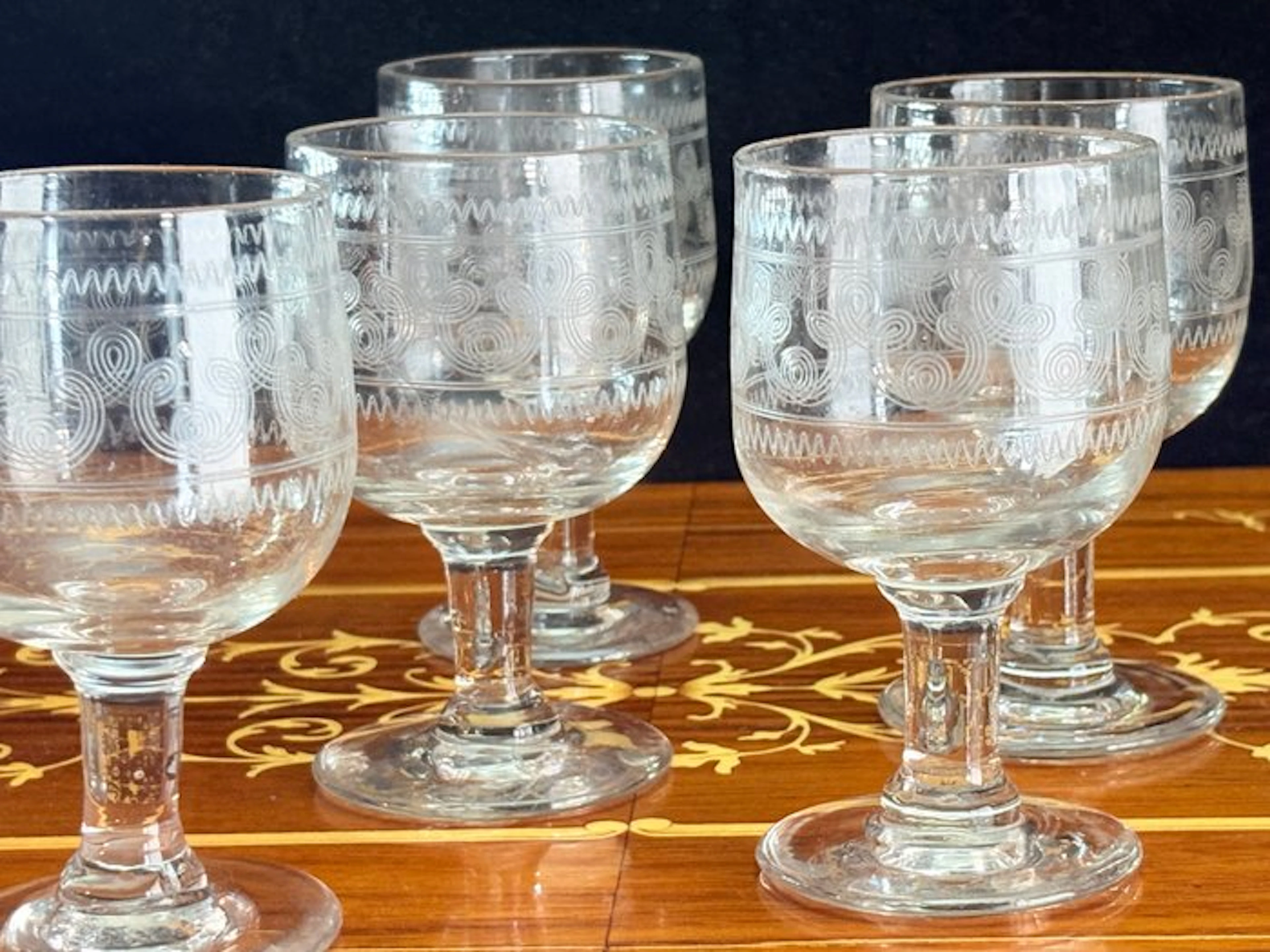 antieke wijnglazen - Drinking glass (6) - Glass