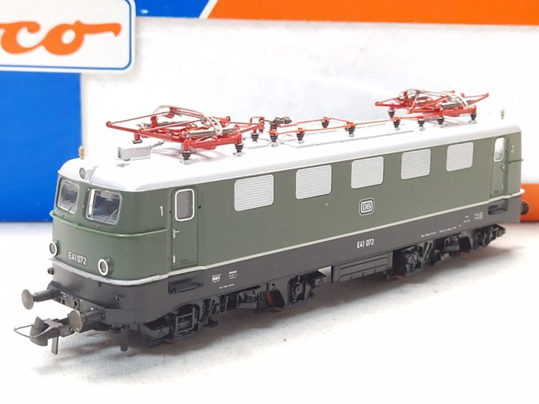 Roco H0 - 43637 - Electric locomotive (1) - E41 072 green - DB