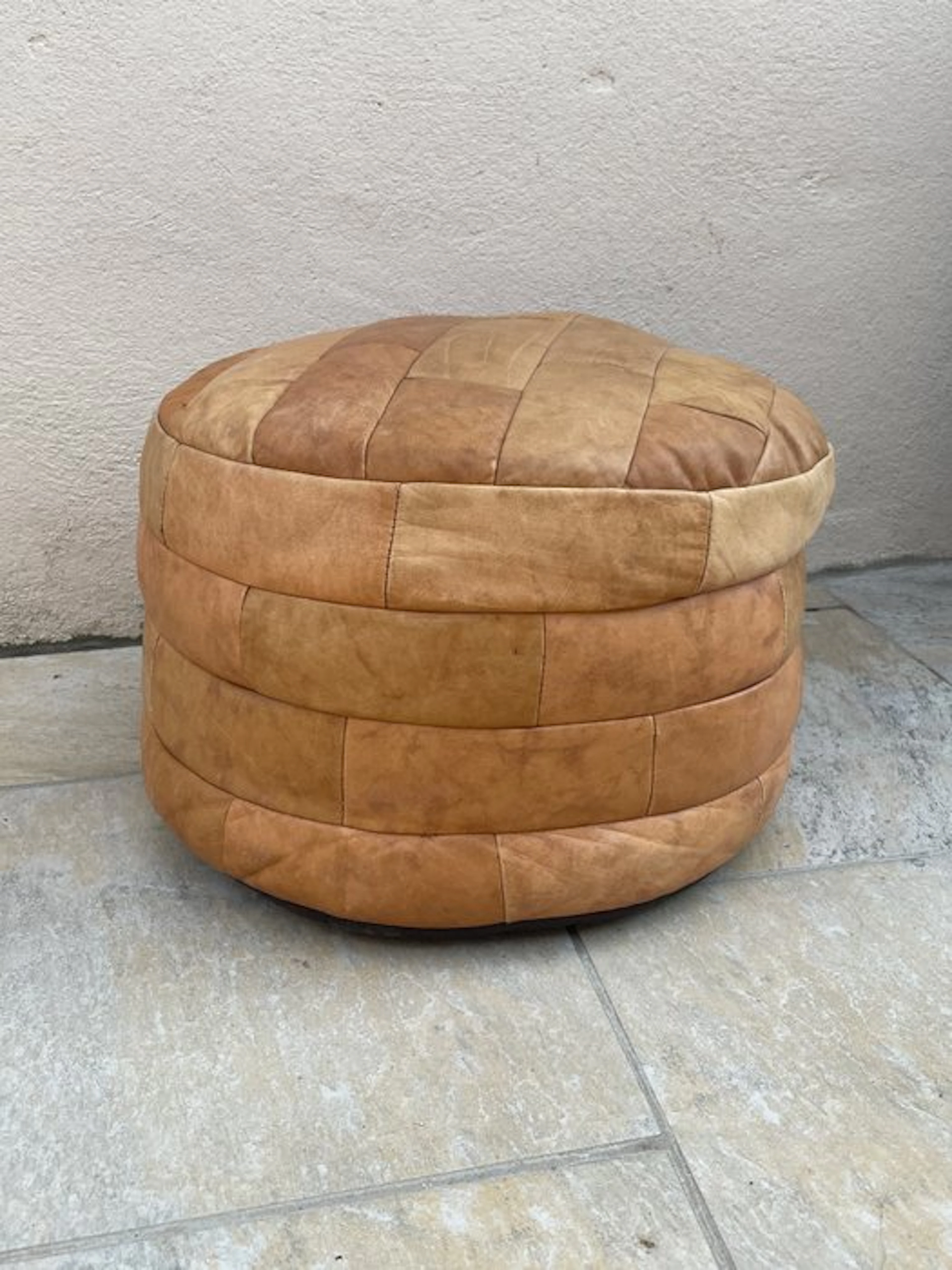 Pouffe - Leather, Textile