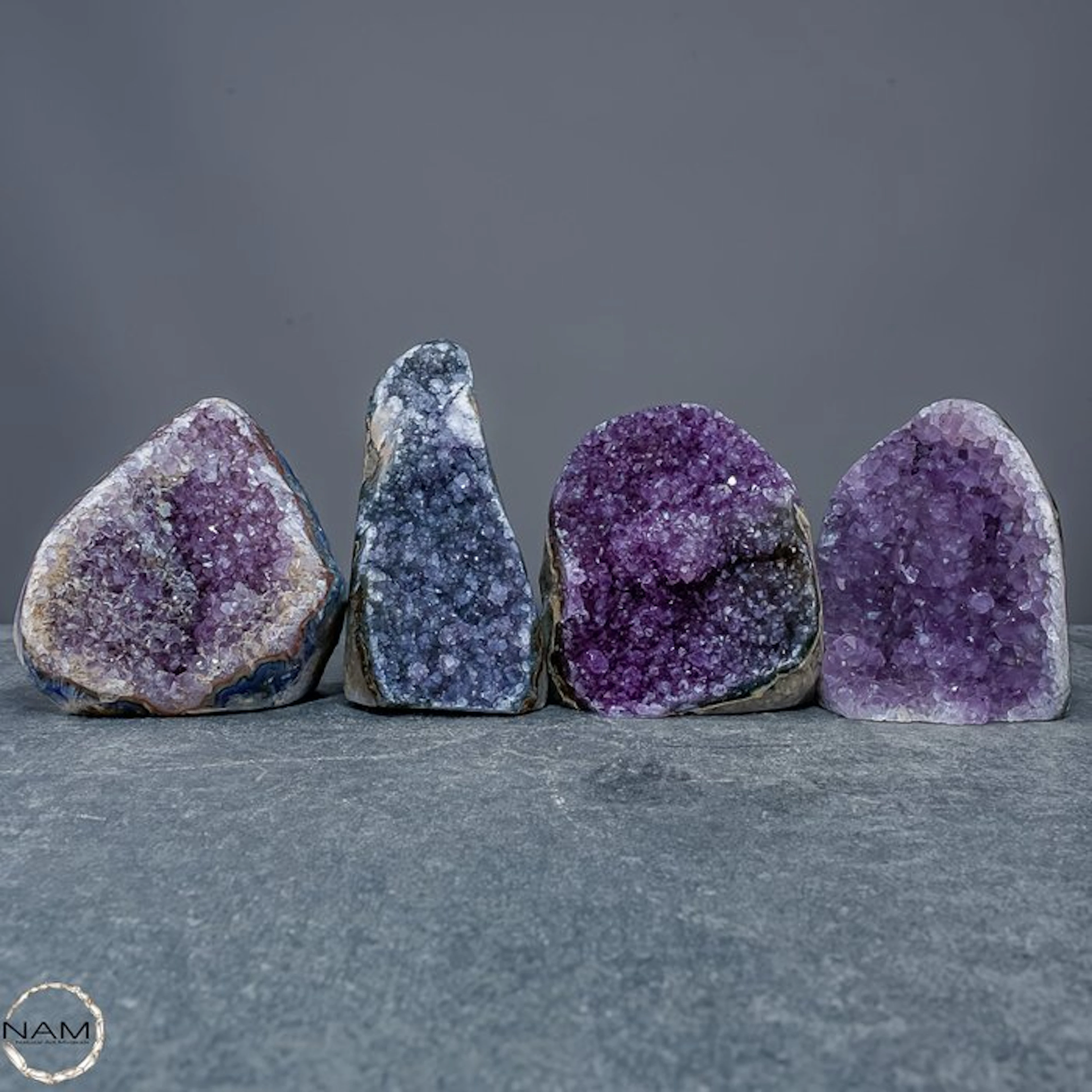 Natural amethyst druse set from Uruguay – Four unique pieces- 1446.27 g - (4)