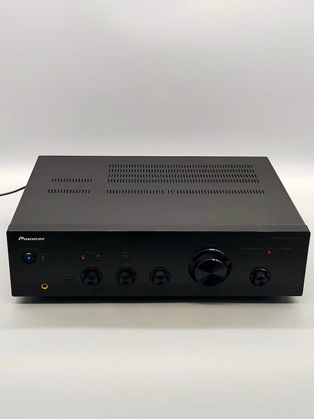 Pioneer - A-10-K Solid state stereo receiver