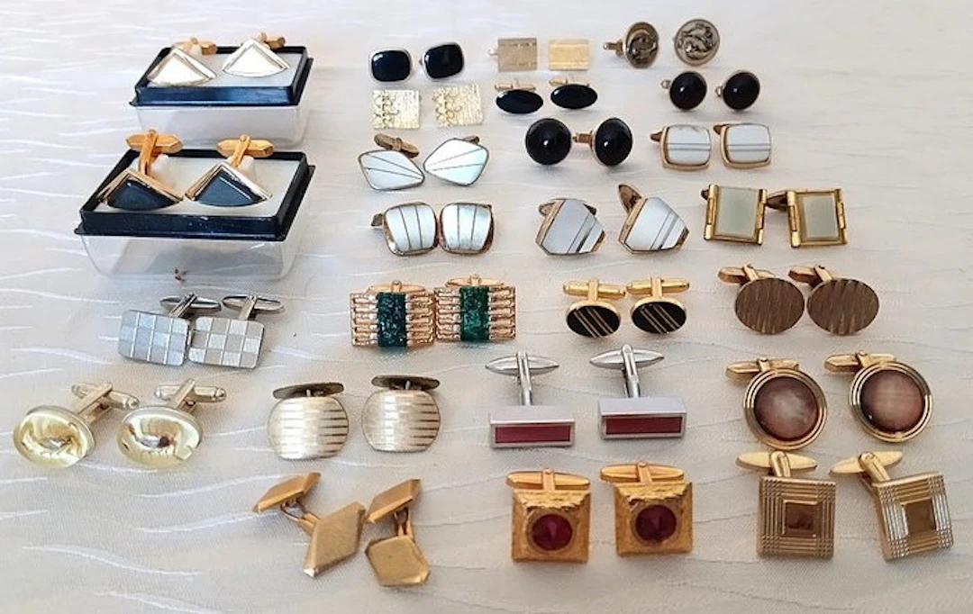 Themed collection - Vintage cufflinks of various kinds and eras