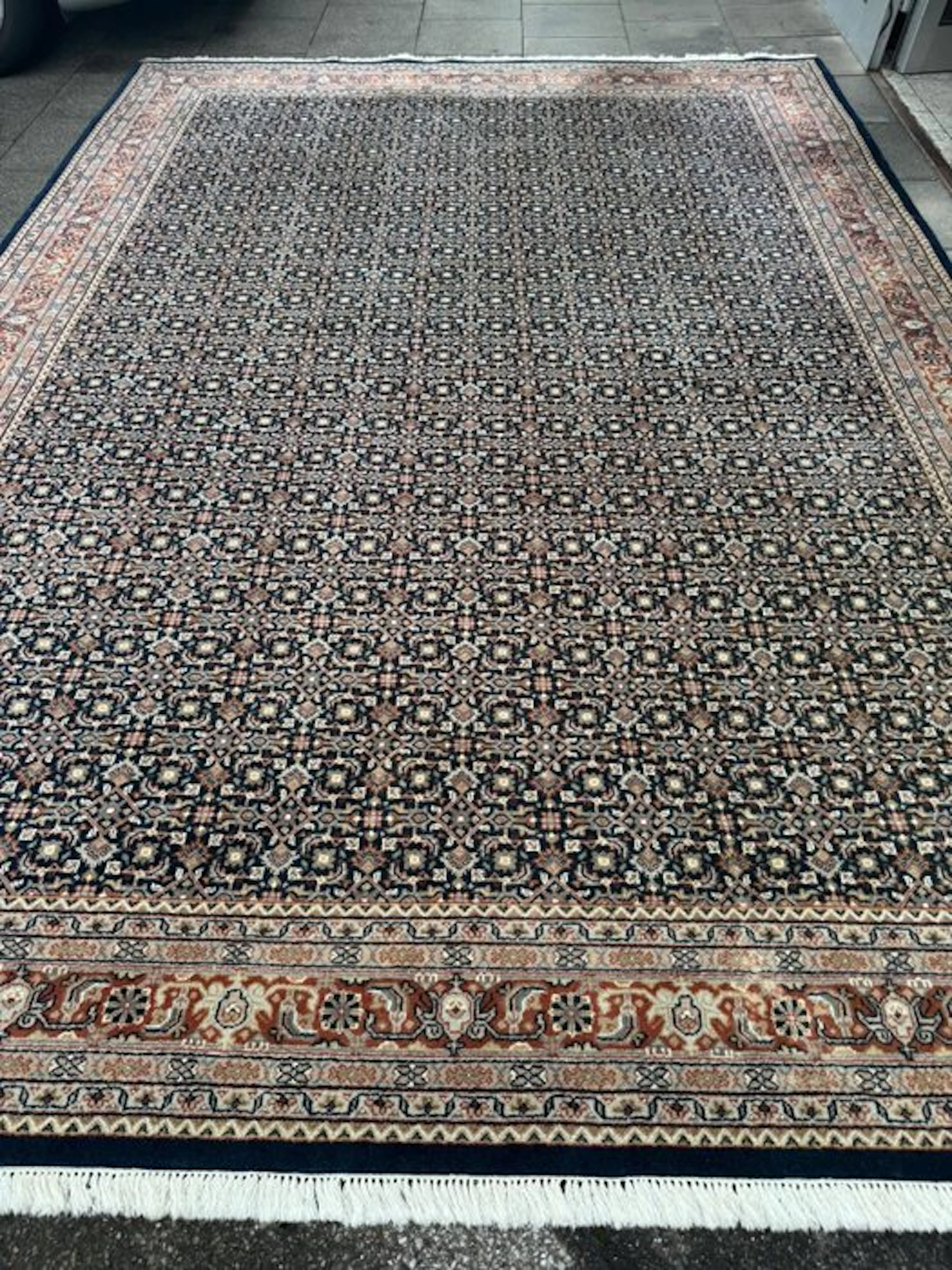 Tabriz - Rug - 348 cm - 250 cm