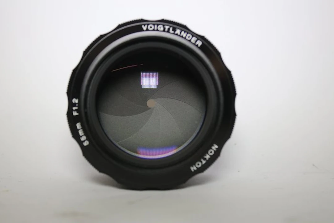 Voigtländer Nokton 1,2/55mm for Nikon Camera lens