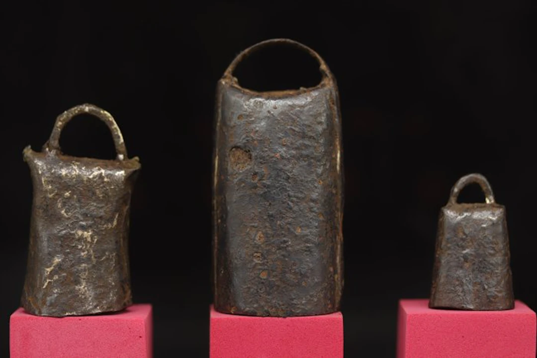 Medieval (Gothic) - 3 x Iron Hand Craft Church Bells - 7.8 cm (No