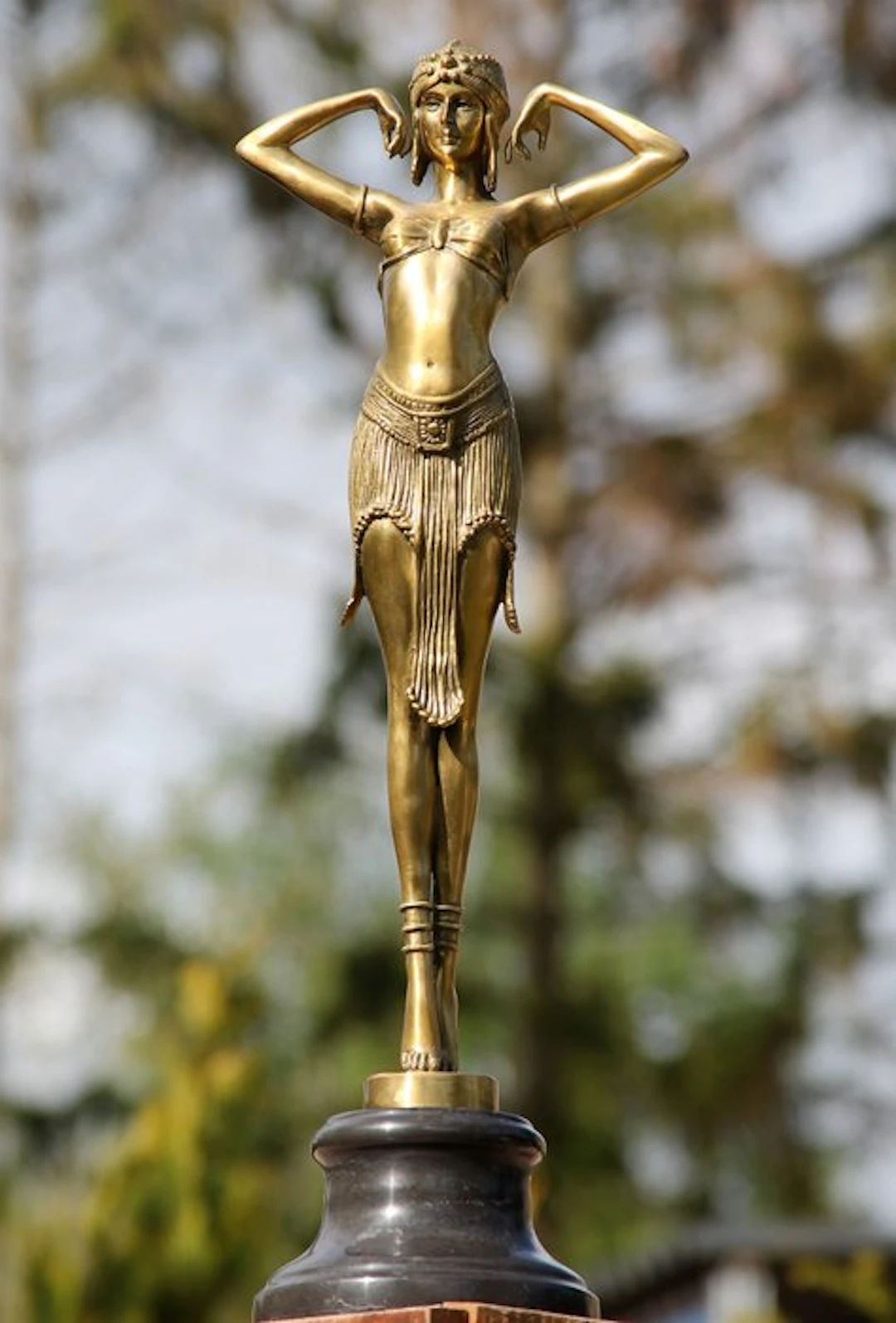 Statue, scarab dancer - 50 cm - bronze marble