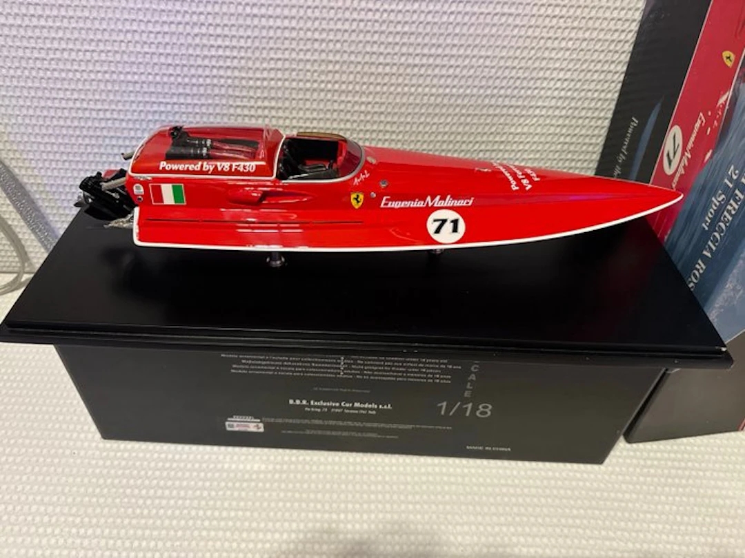B.B.R. Exclusive Car Models 1:18 - Exhibition model boat...