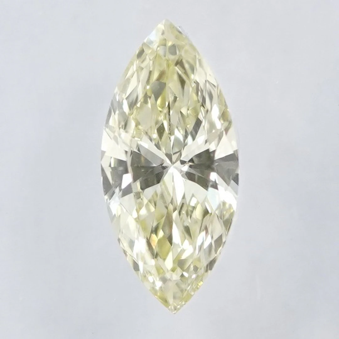 No reserve price - 1 pcs Diamond (Natural coloured)...