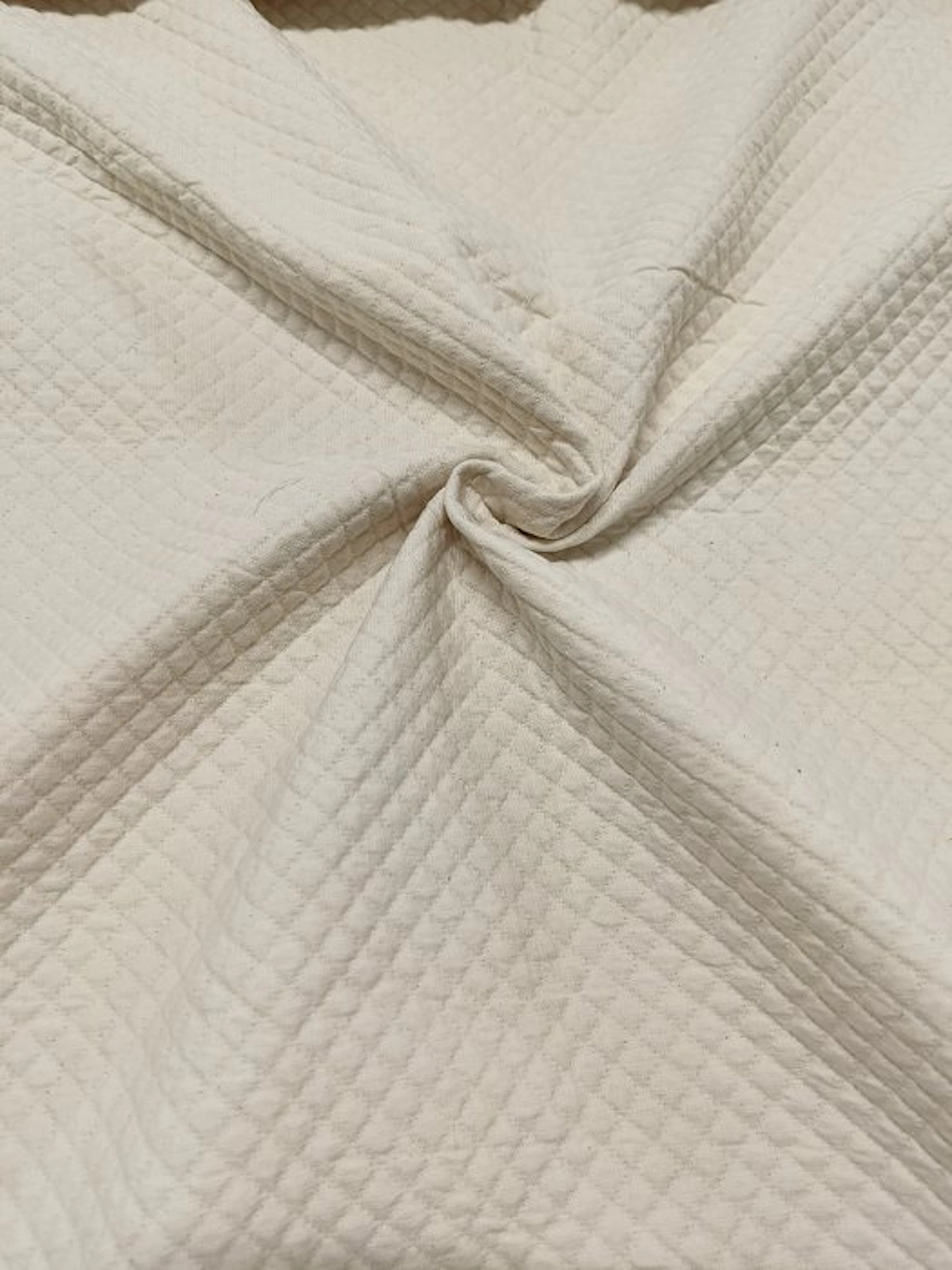 Elegante tessuto bianco panna chiaro