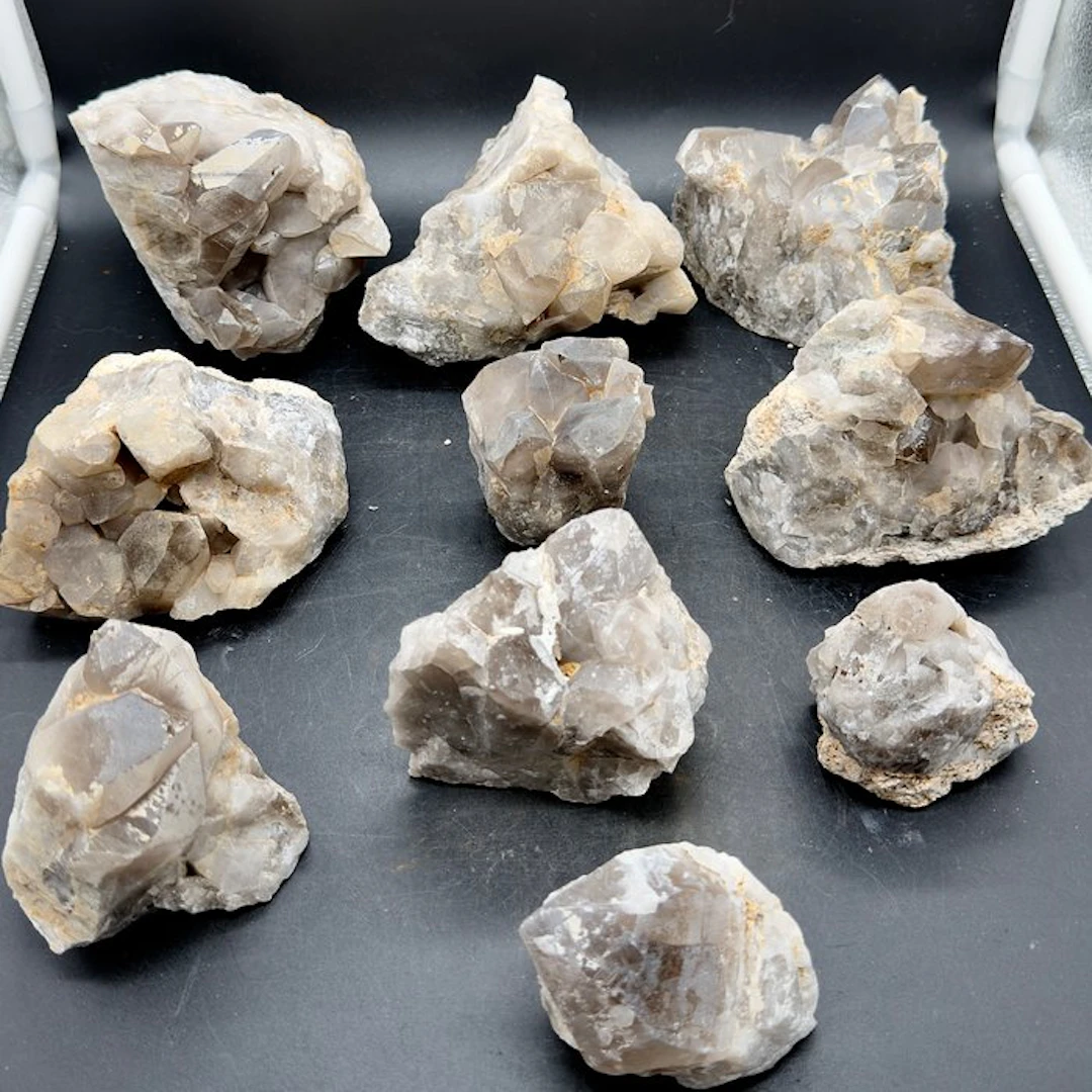 Smoky quartz Crystals- 6239 g - (10)