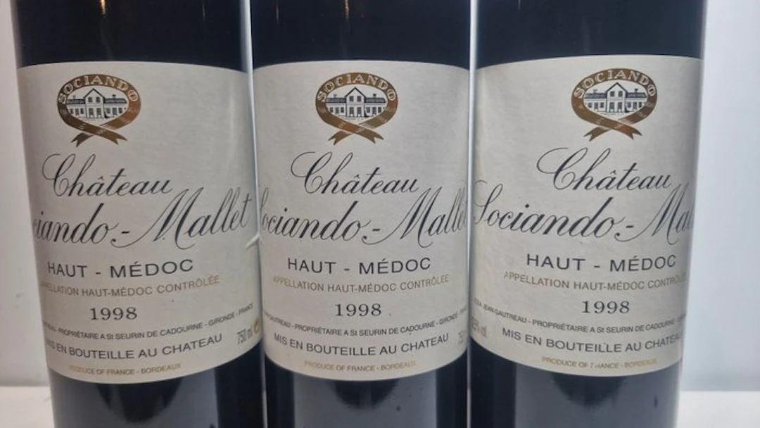 1998 Château Sociando Mallet - Haut-Médoc - 3 Bottles (0.75L)