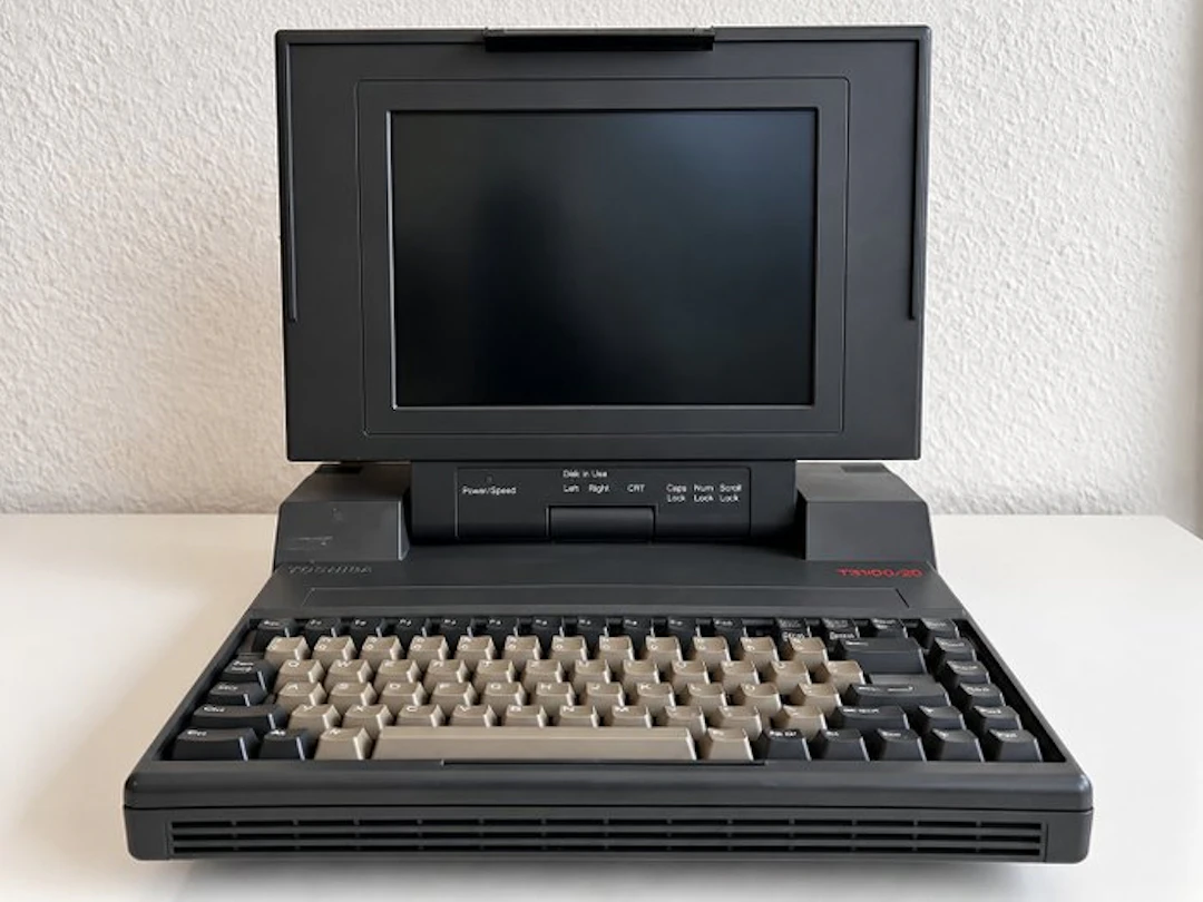 Toshiba T3100/20 - Computer (1)