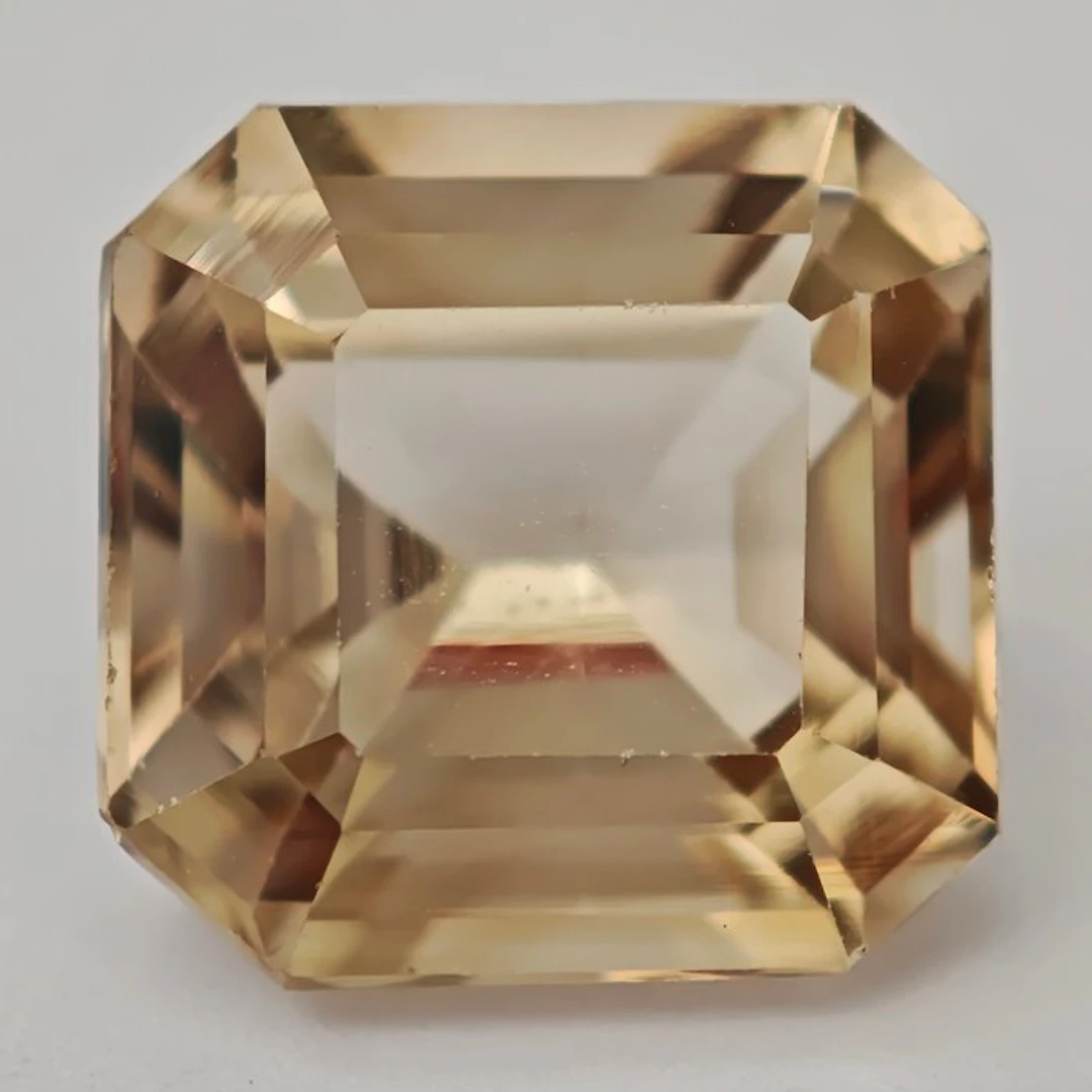 No reserve price Topaz - 13.70 ct - Antwerp Laboratory...