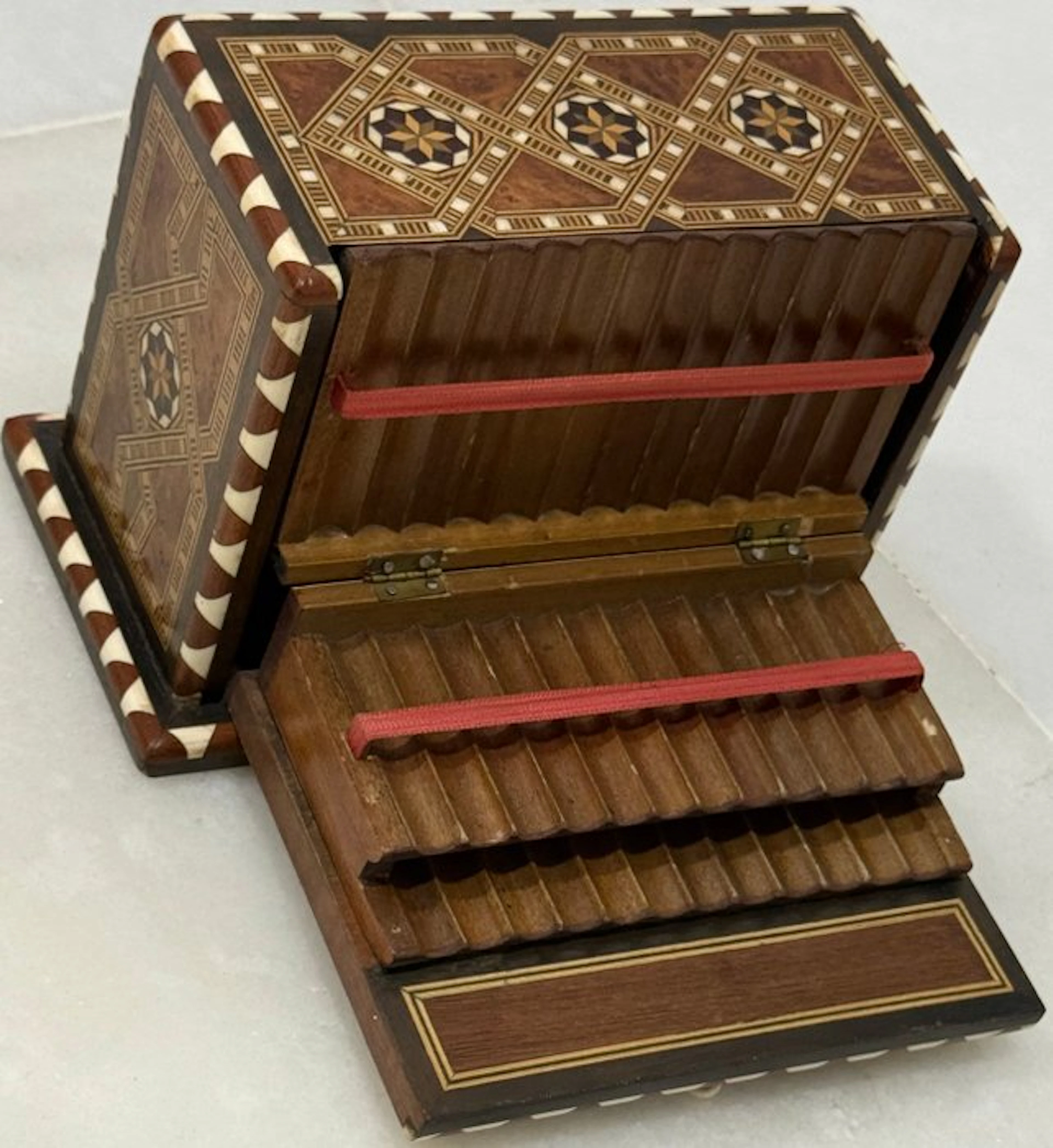 Tobacco box - Satinwood - H: 12.5