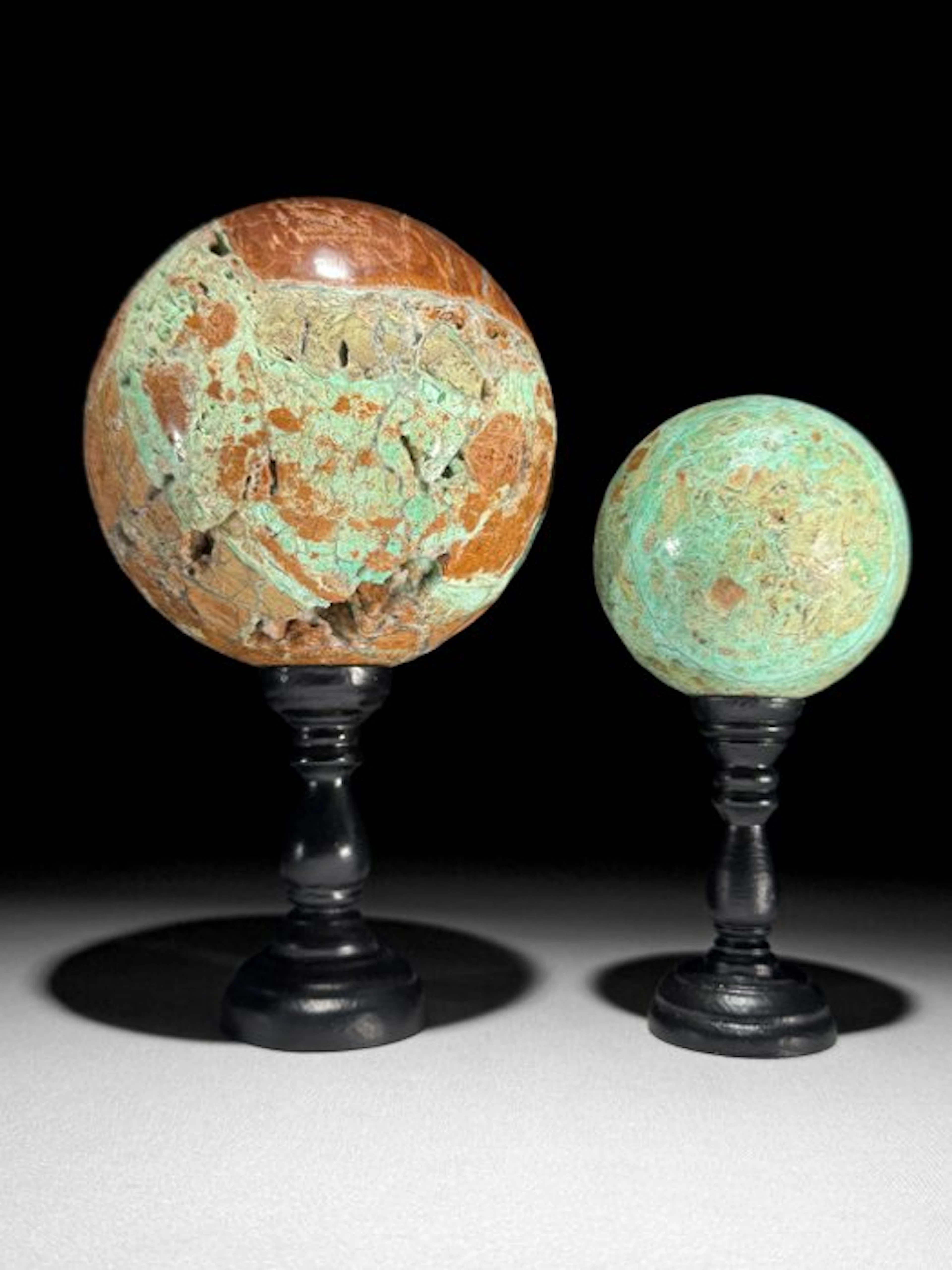 NO RESERVE PRICE - Wonderful Pair of Green Smithsonite...