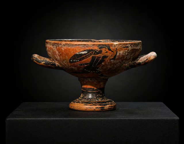 Replica of an Ancient Greek Ceramic Kylix - 6.5 cm
