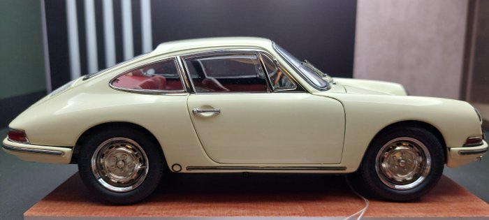 CMC Porsche 901 Sportcoupé 1964 in 1:18 Scale