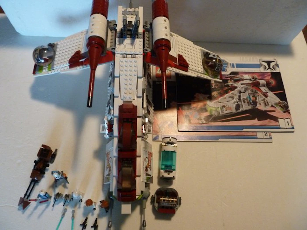 LEGO Set - 7676 - Star Wars - Republic Attack Gunship