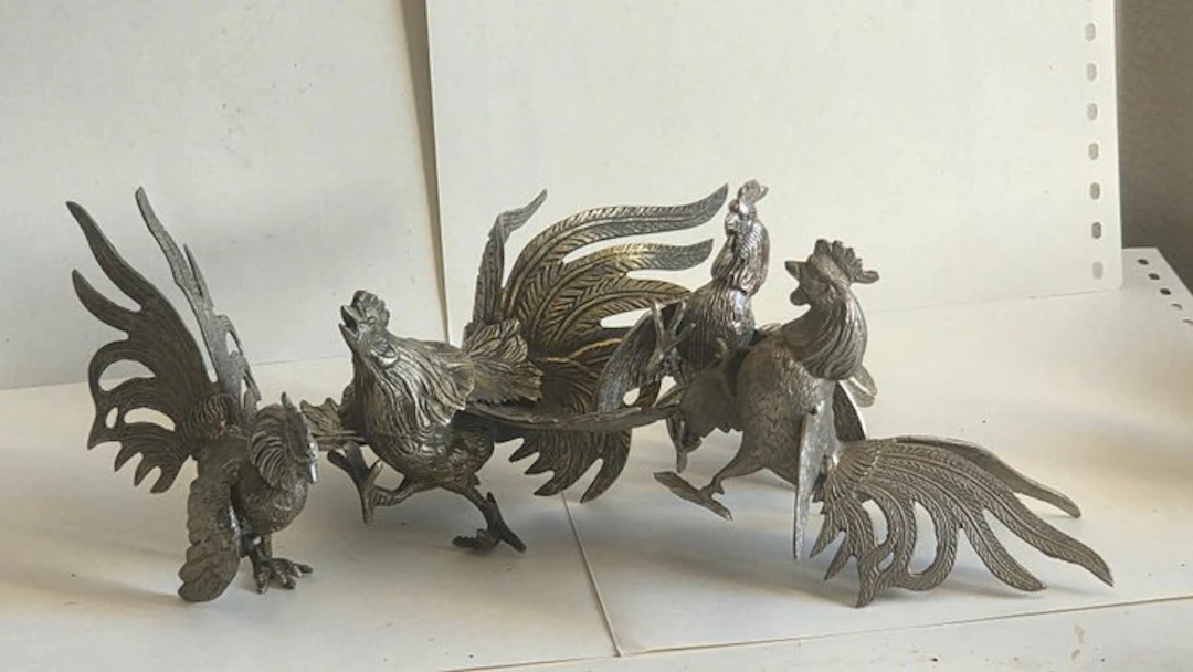 Statuette