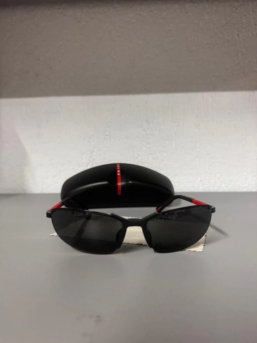 Prada - SPS 562 - Sunglasses