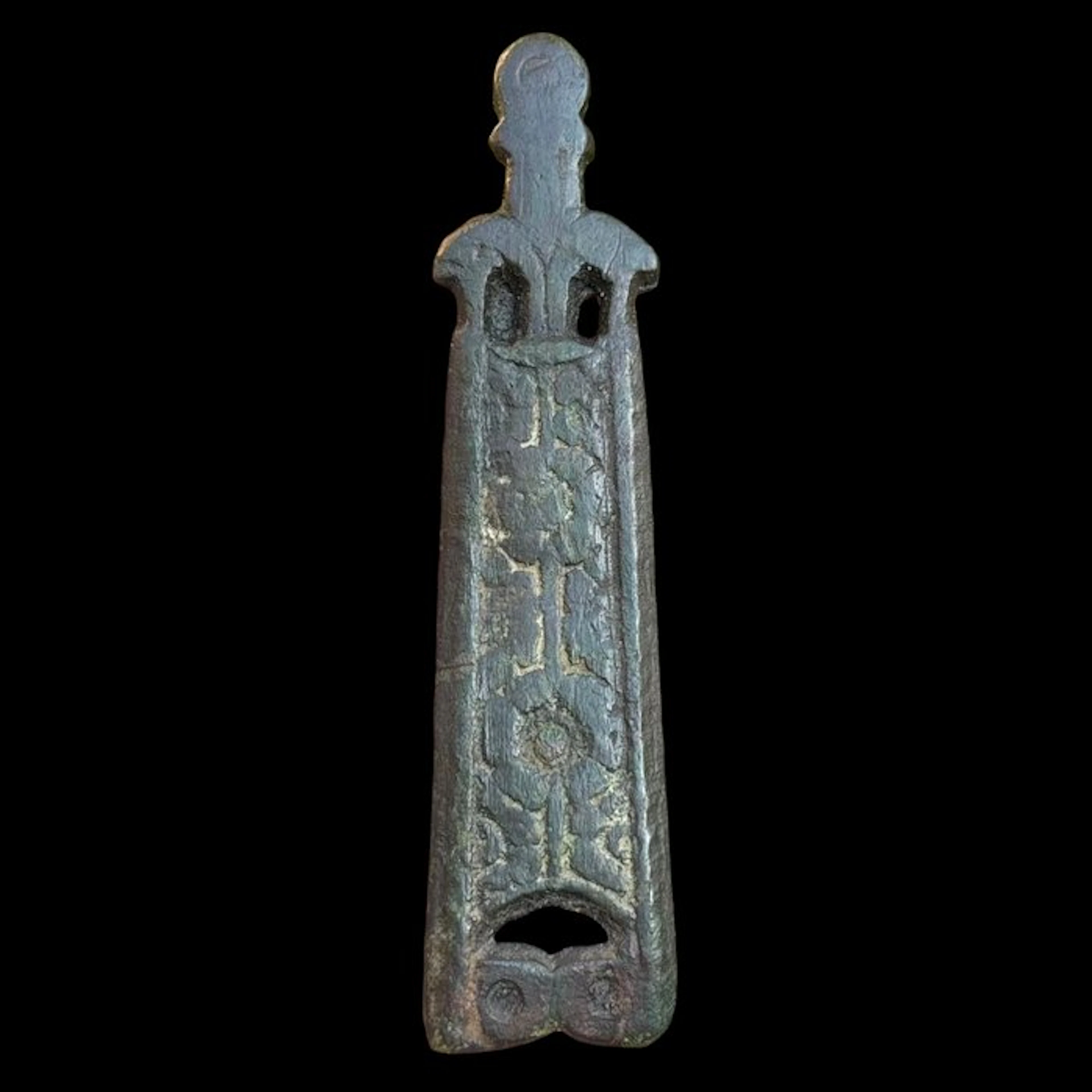 Medieval Bronze Burgundian strap-end (gospel) - Medieval...