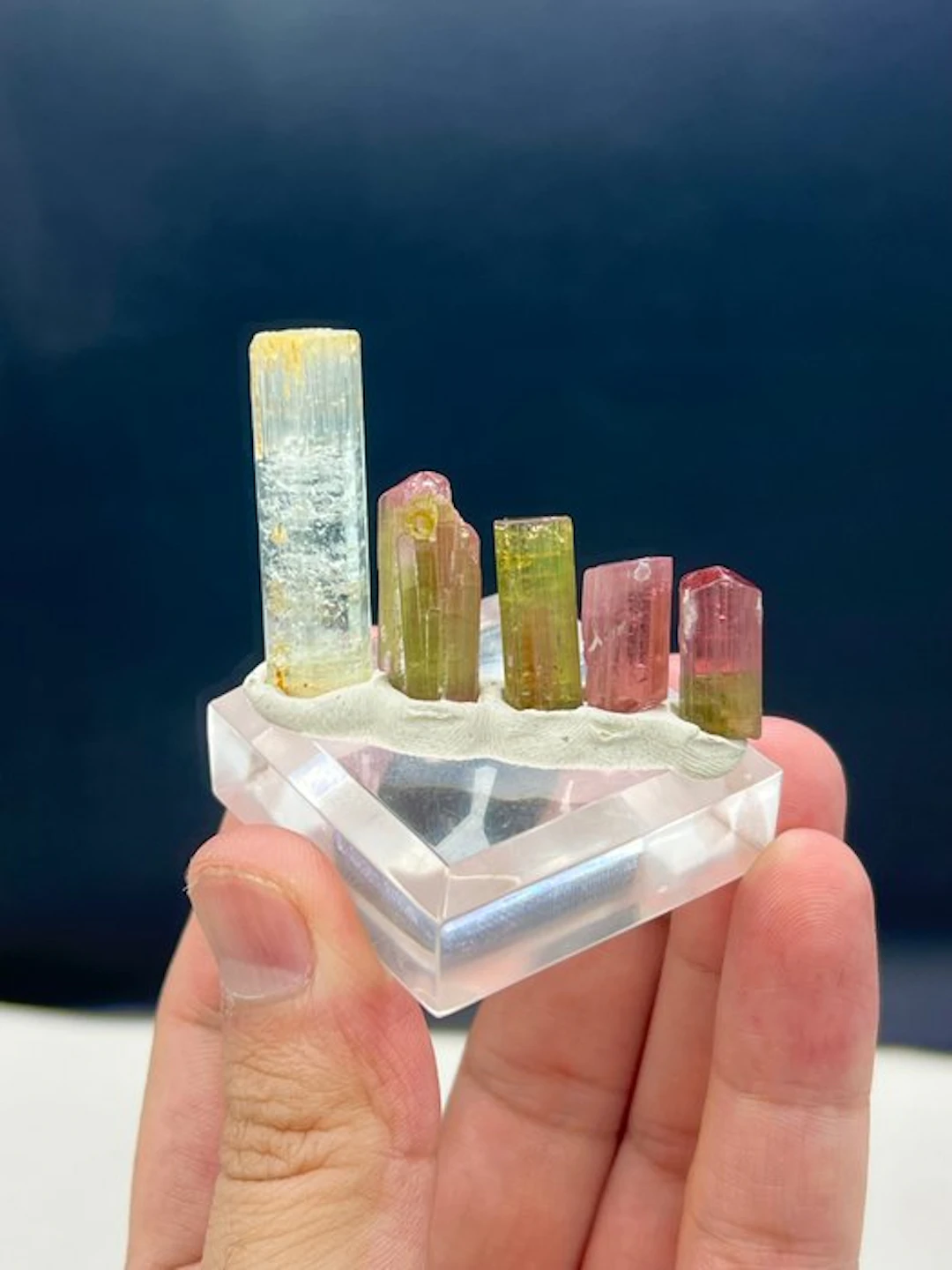 Tourmaline and aquamarine Crystals - Height: 34 mm - Width: 9 mm- 12 g - (1)