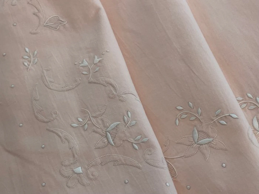 ricami fatti a mano Madeira - Bed sheet (3) - 2.7 cm - 2.25 cm - Sheet